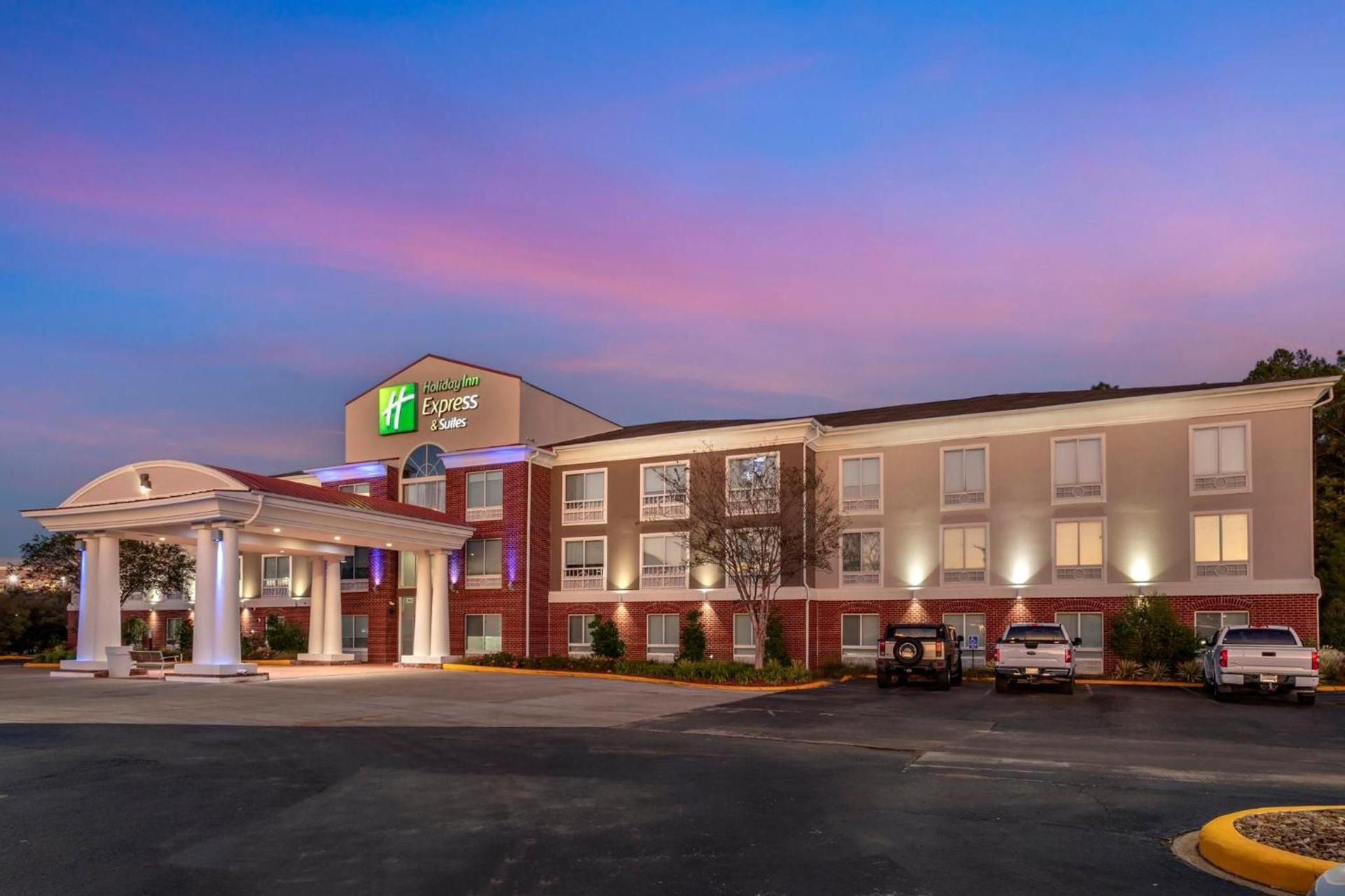 Holiday Inn Express Hotel and Suites Natchitoches by IHG photo 12
