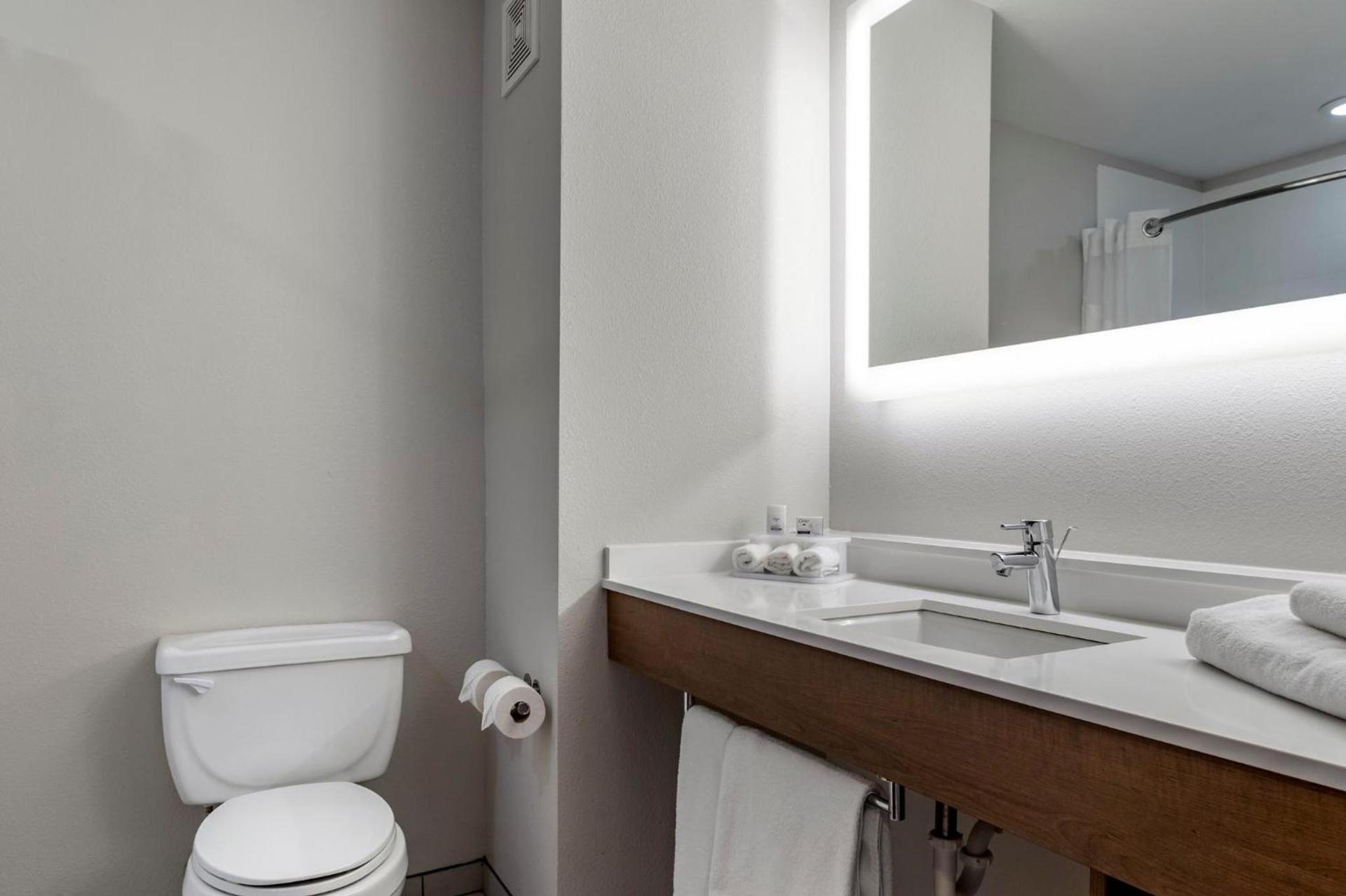 Holiday Inn Express Hotel and Suites Natchitoches by IHG photo 16