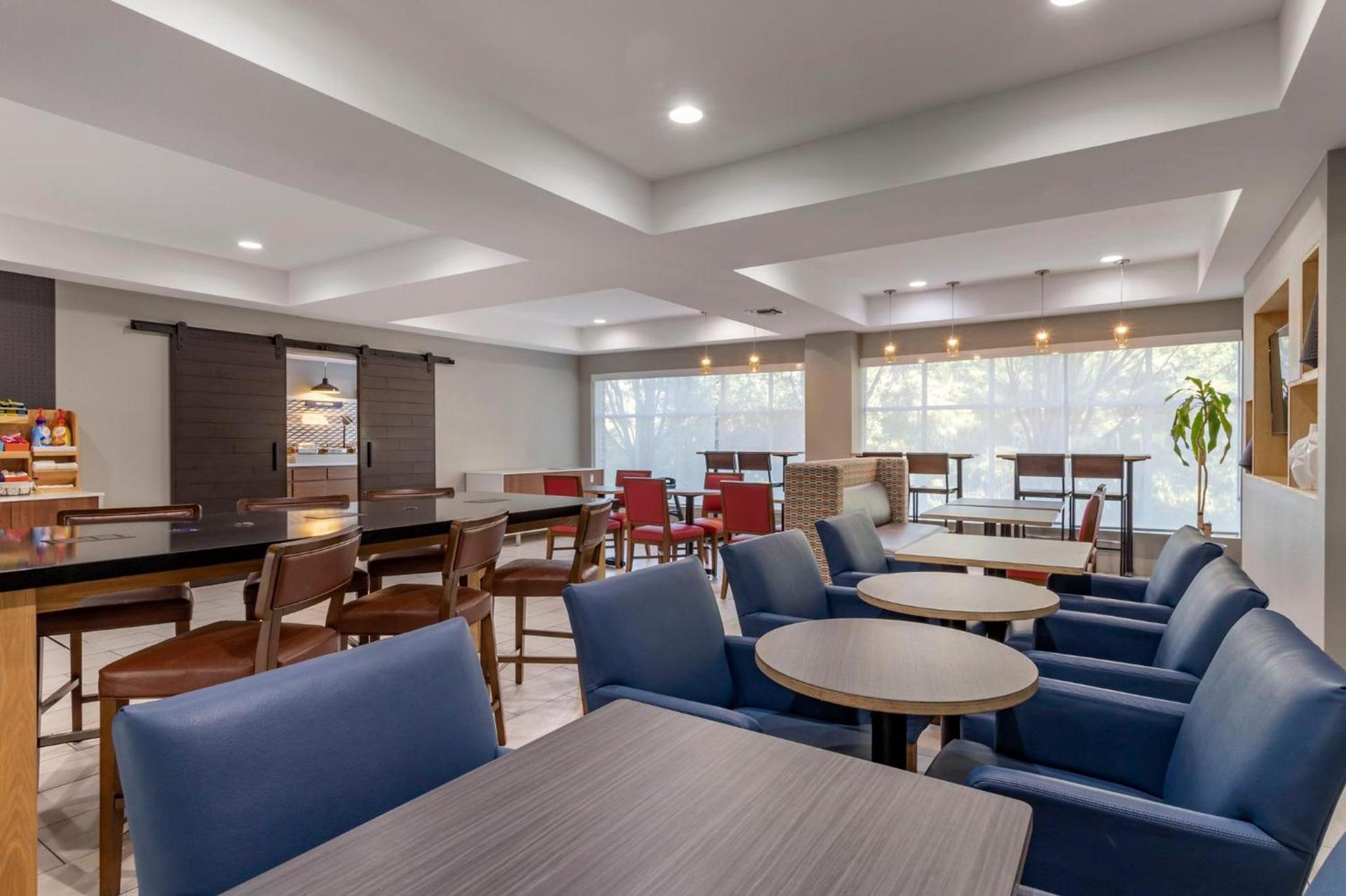 Holiday Inn Express Hotel and Suites Natchitoches by IHG photo 19