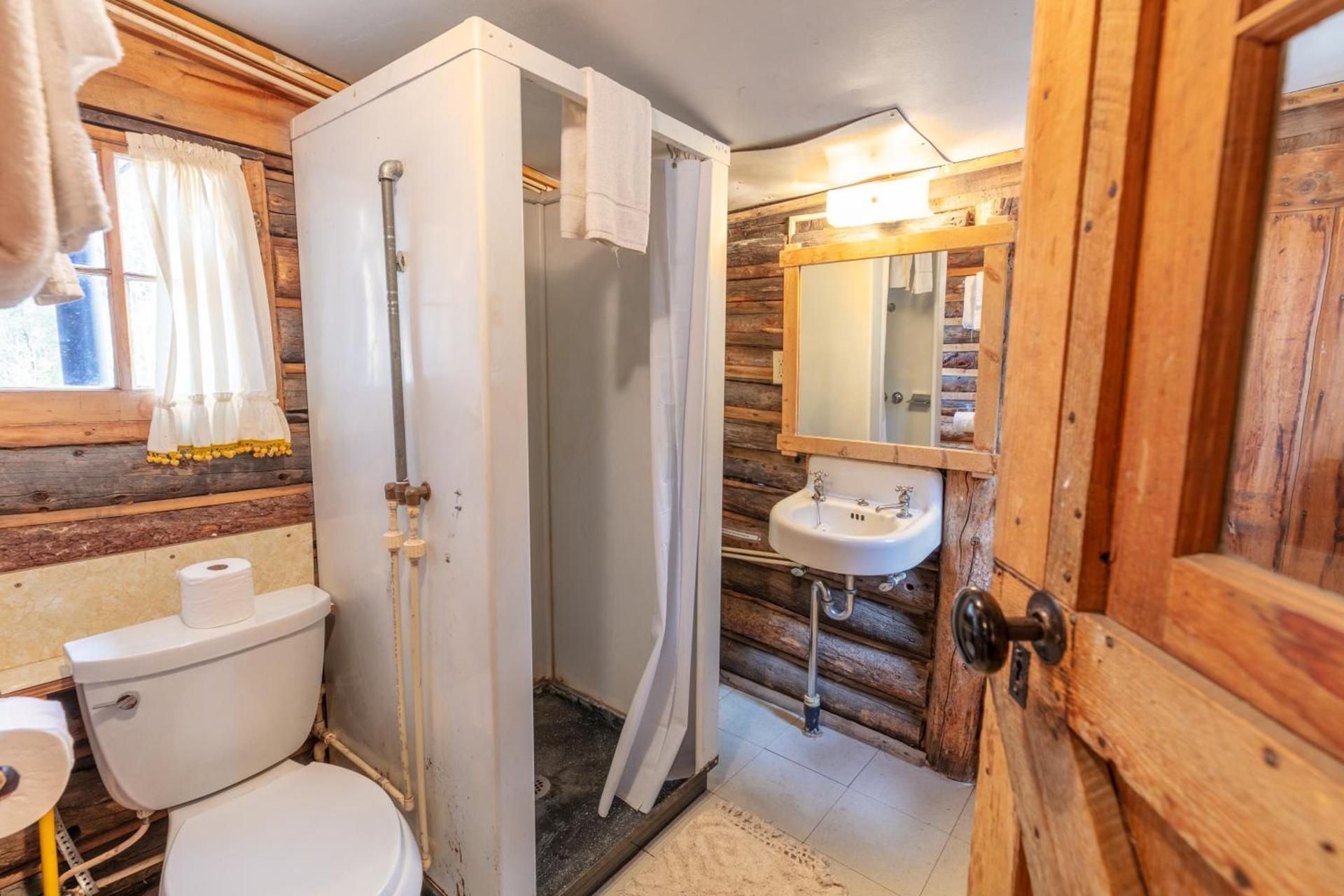 The Meeker Park Lodge photo 42