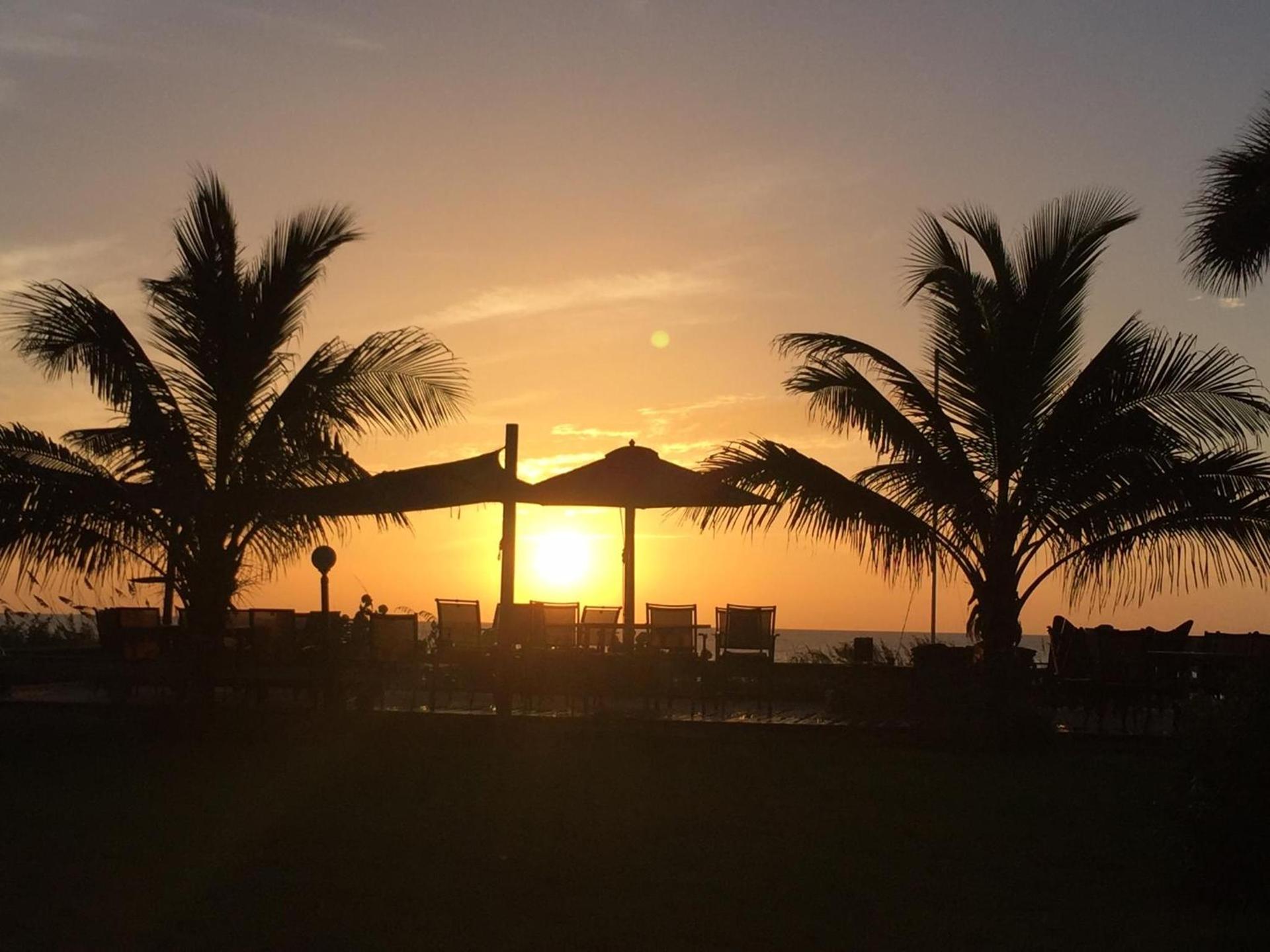 Surf Studio Beach Resort photo 85