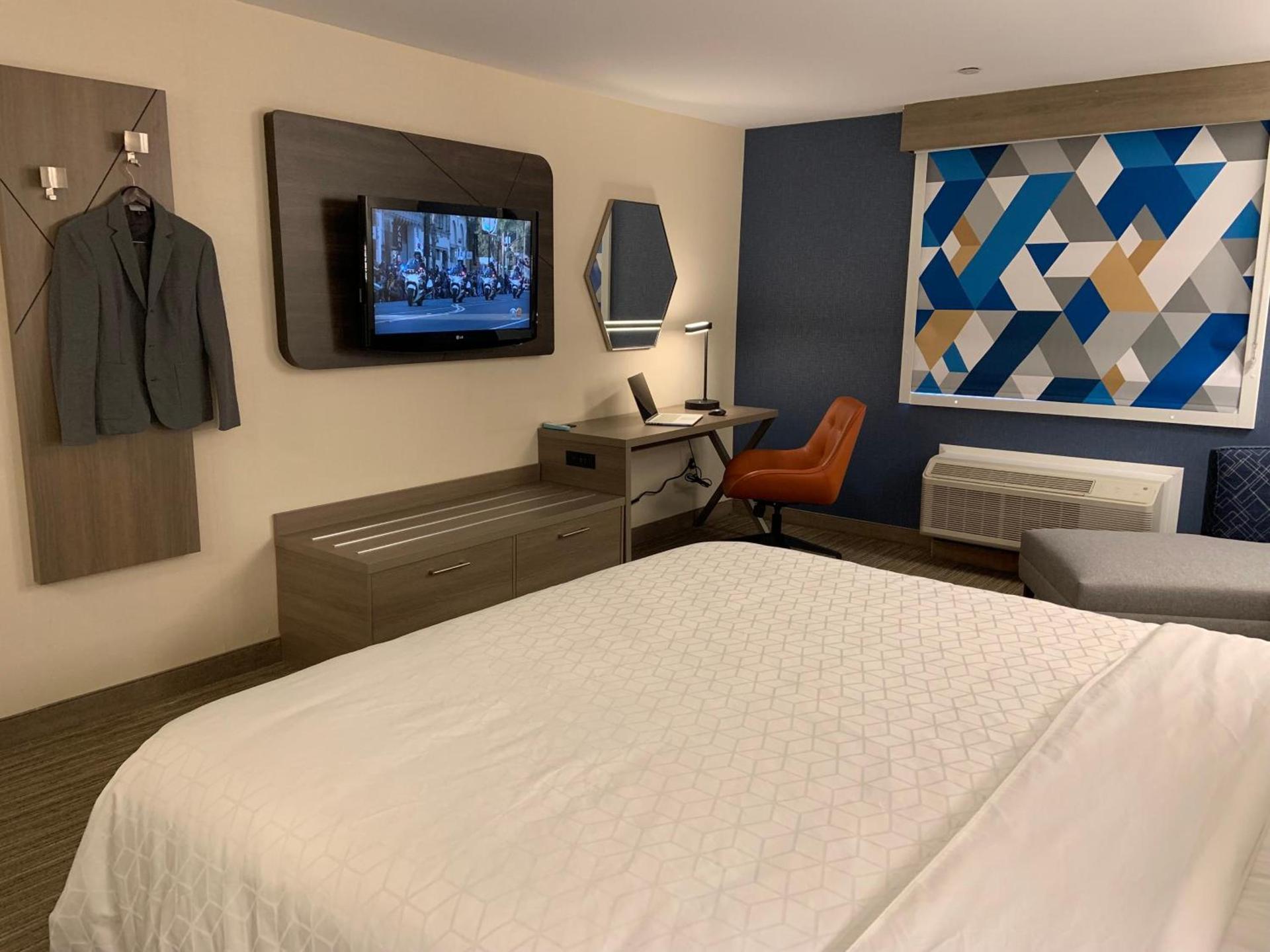 Holiday Inn Express Hotel & Suites Hermosa Beach by IHG photo 19