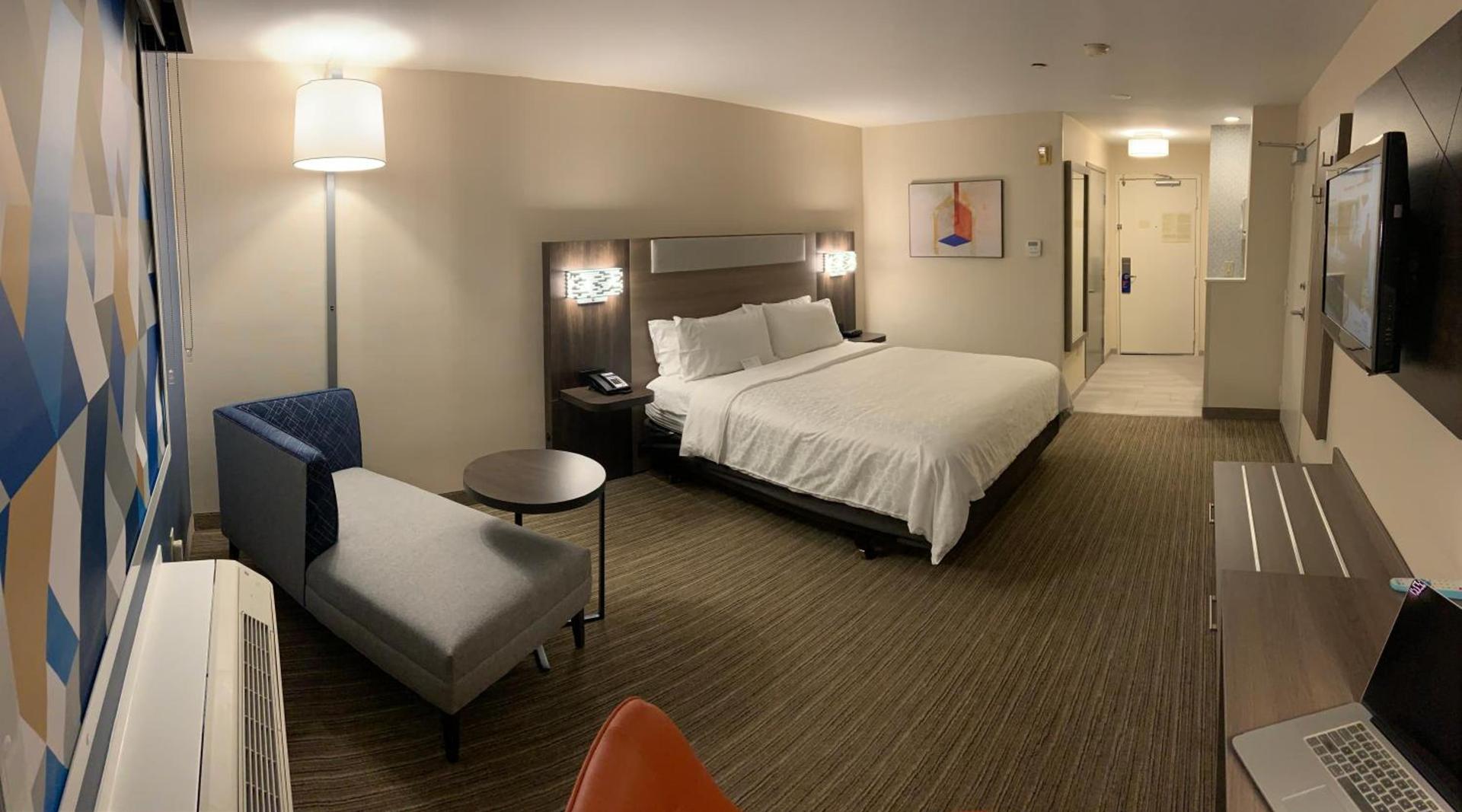Holiday Inn Express Hotel & Suites Hermosa Beach by IHG photo 30