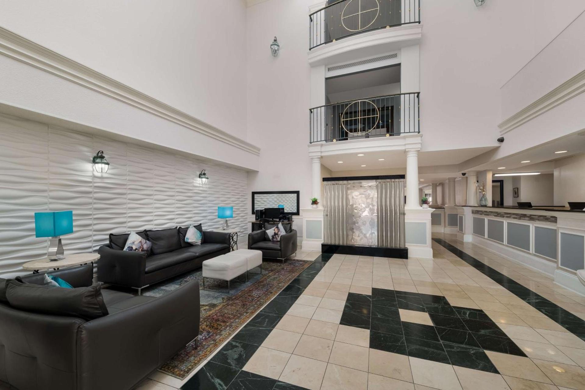 Comfort Suites Plano East - Richardson photo 5