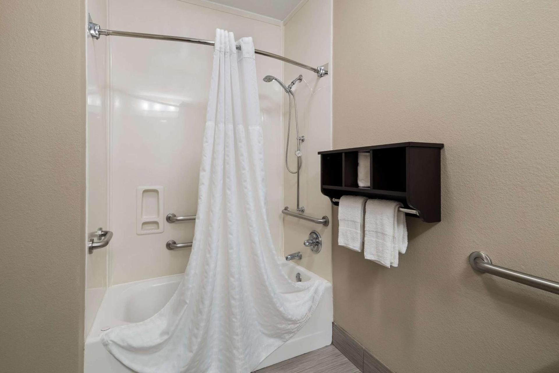 Comfort Suites Plano East - Richardson photo 25