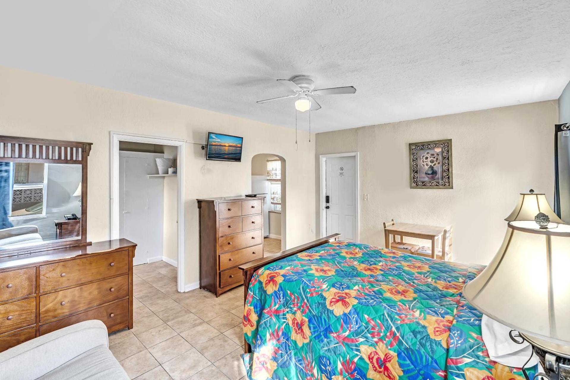 Charter House photo 27