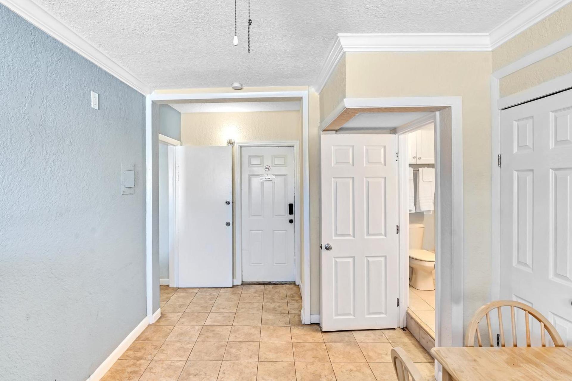 Charter House photo 29