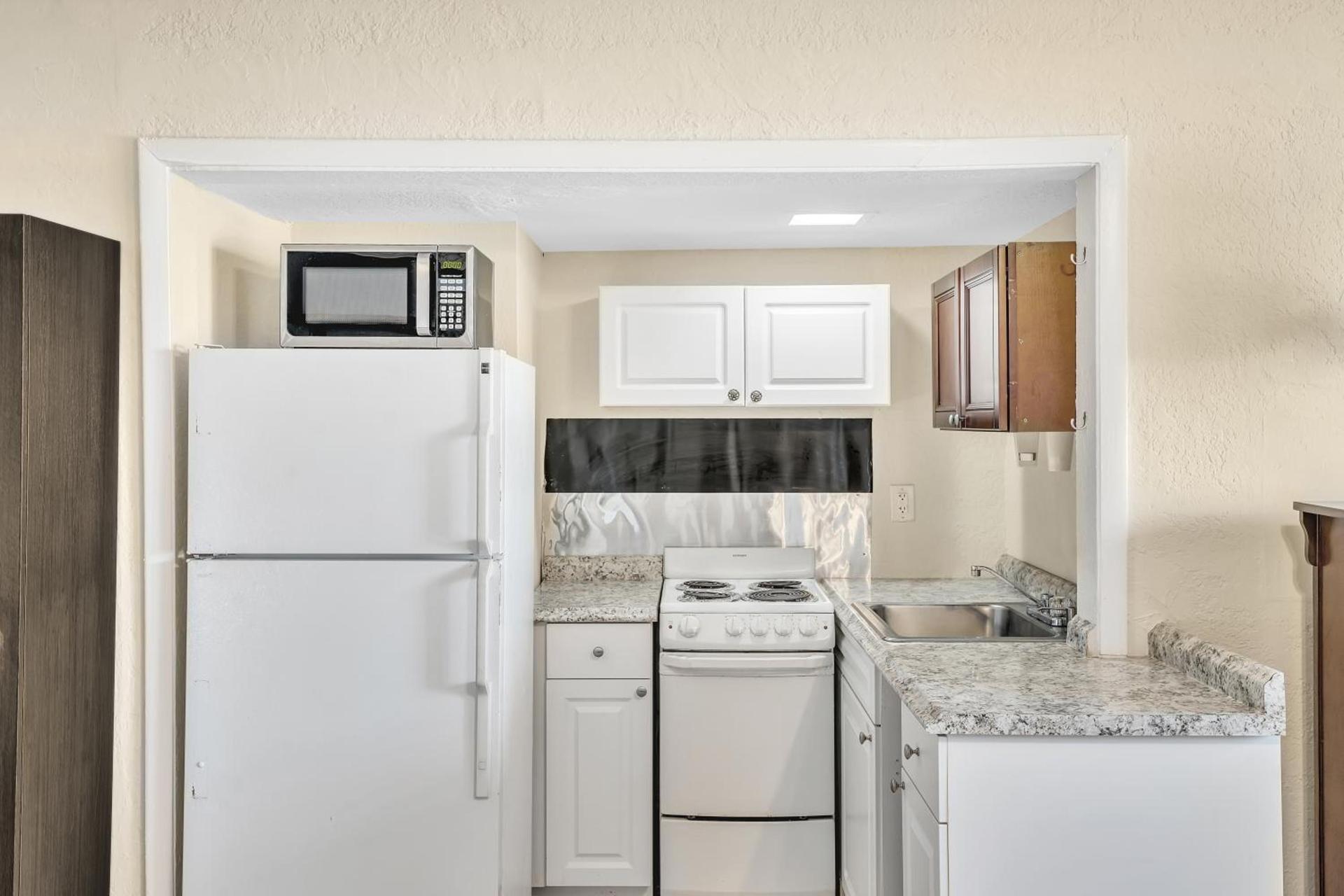 Charter House photo 40
