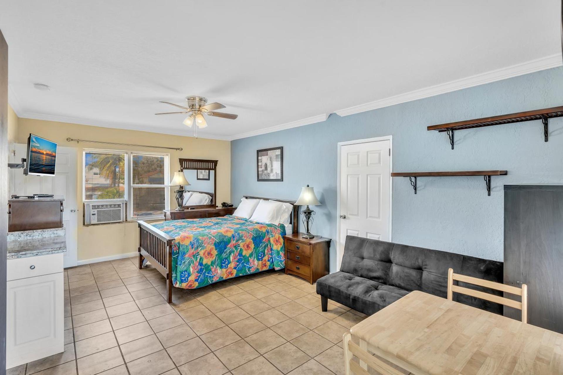 Charter House photo 43