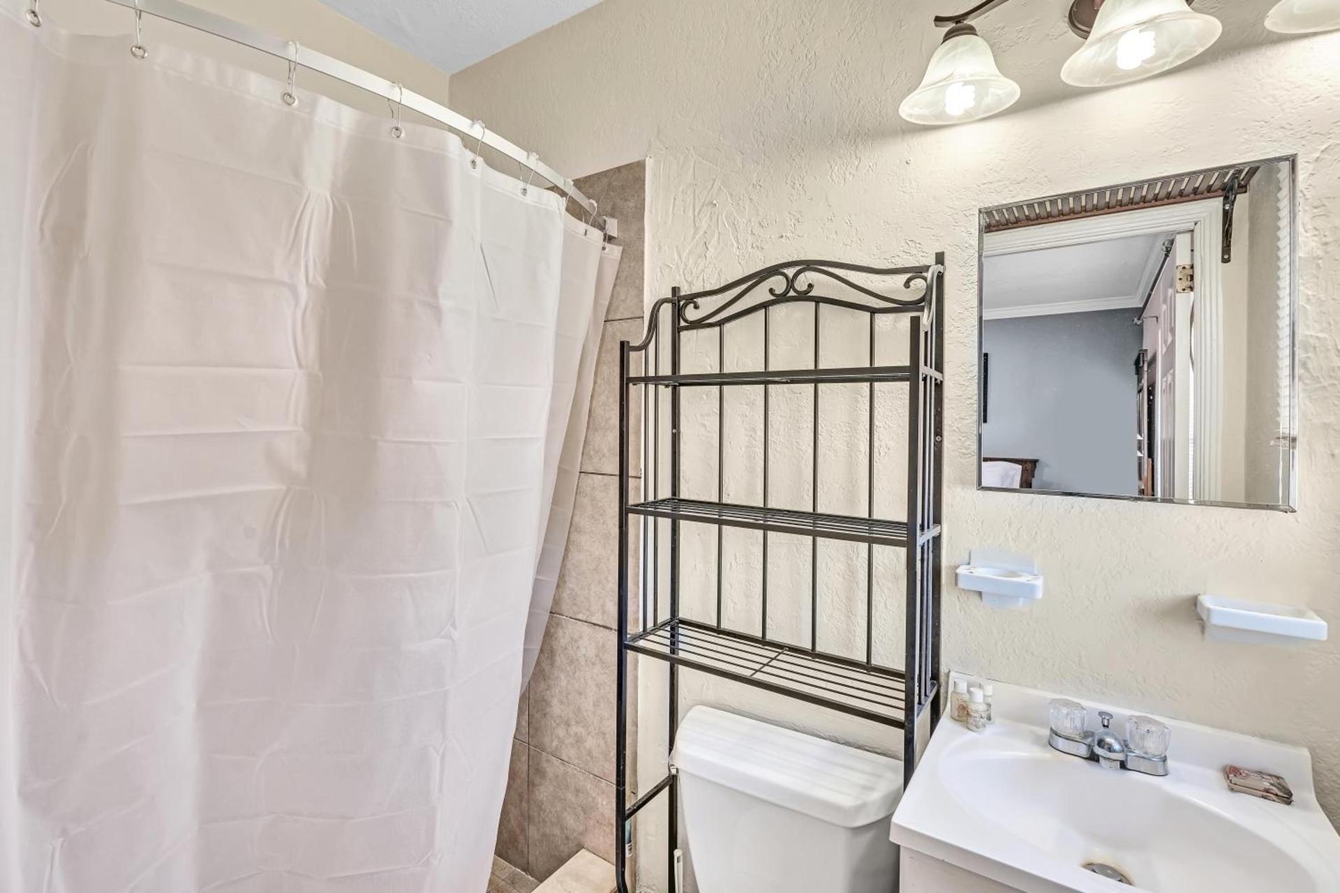 Charter House photo 44