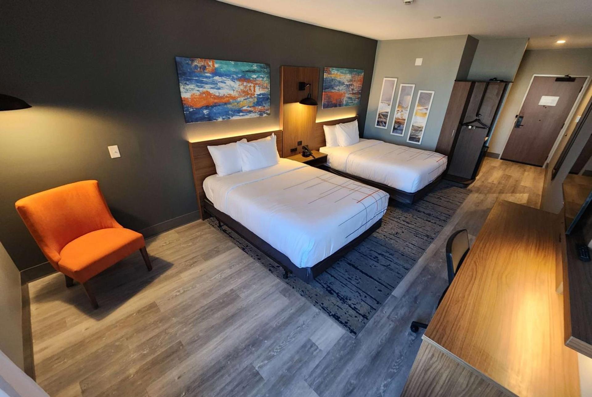 La Quinta Inn & Suites by Wyndham Del Rio photo 31