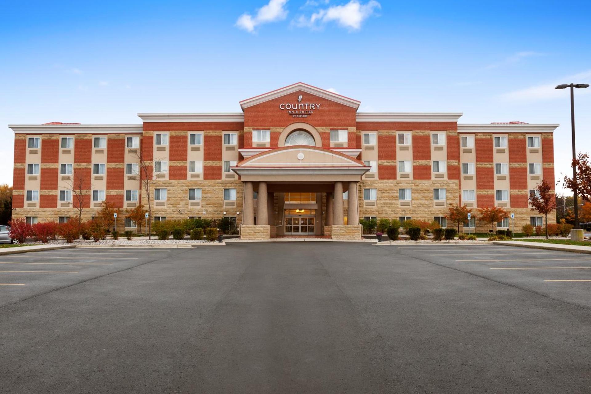 Country Inn & Suites by Radisson, Dearborn, MI photo 46