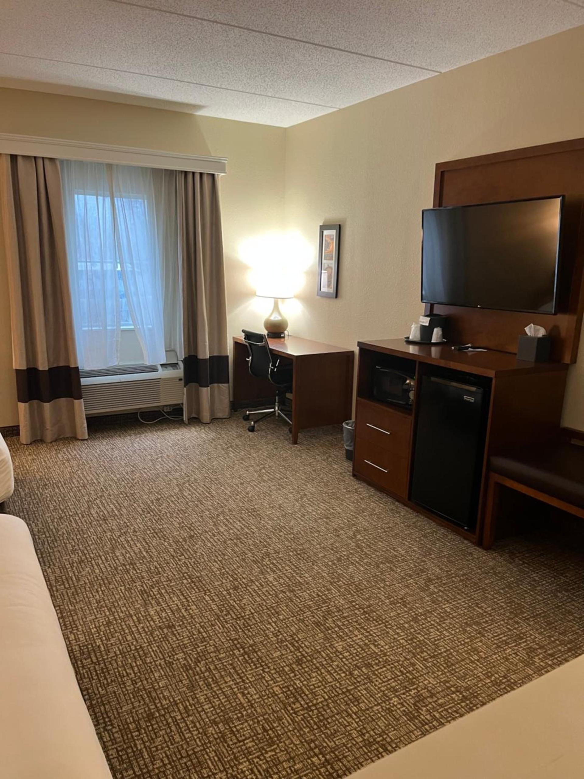 Wingate by Wyndham Pittsburgh West Mifflin photo 18