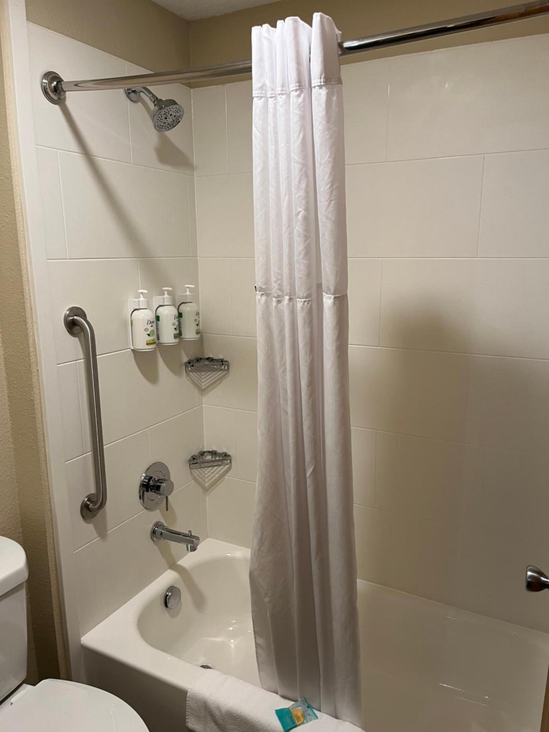 Wingate by Wyndham Pittsburgh West Mifflin photo 22