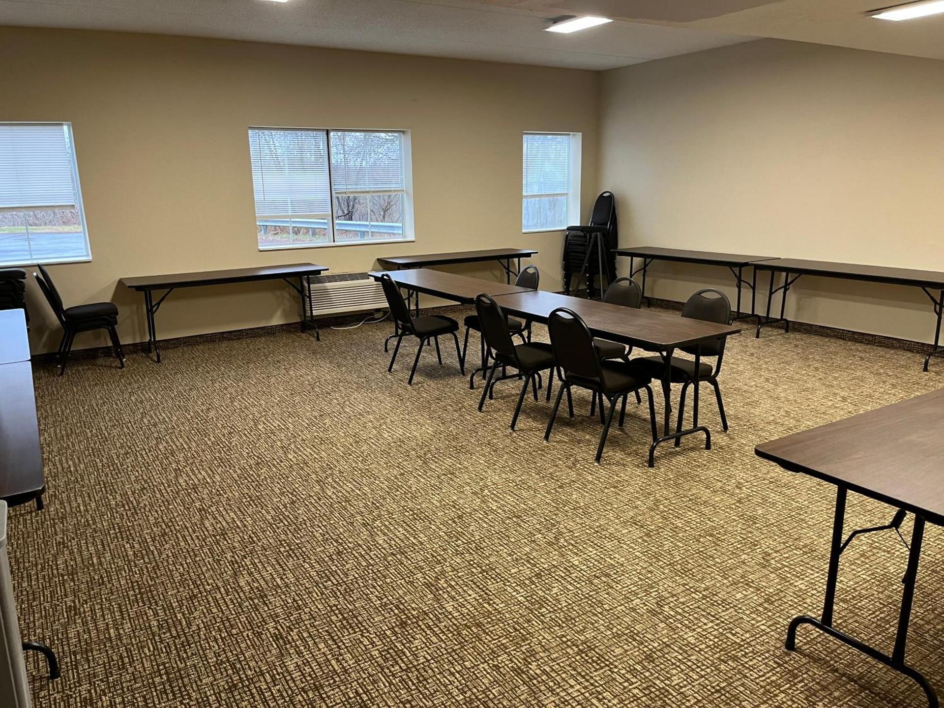 Wingate by Wyndham Pittsburgh West Mifflin photo 29