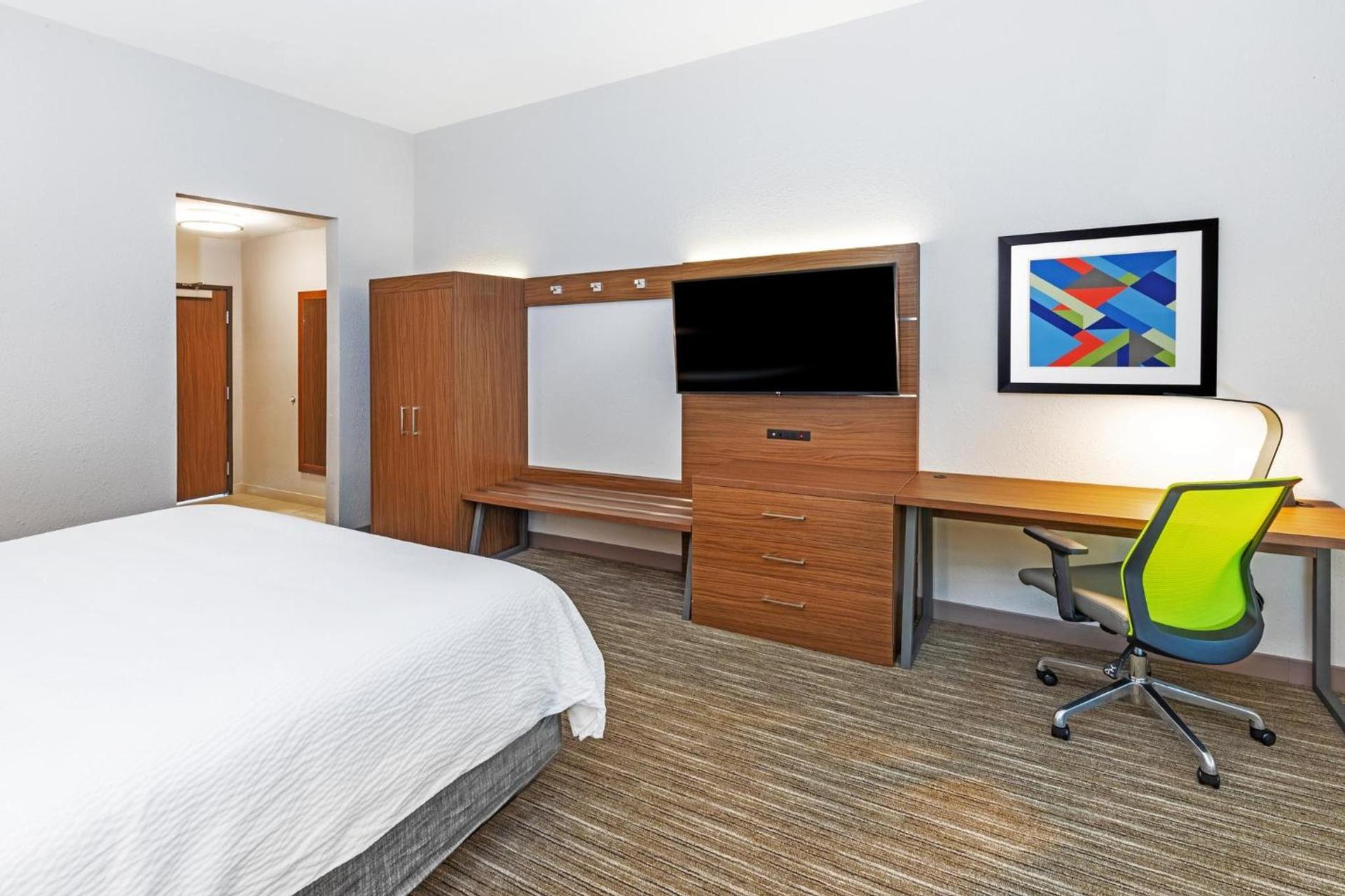 Holiday Inn Express & Suites - Houston - Downtown North by IHG photo 25