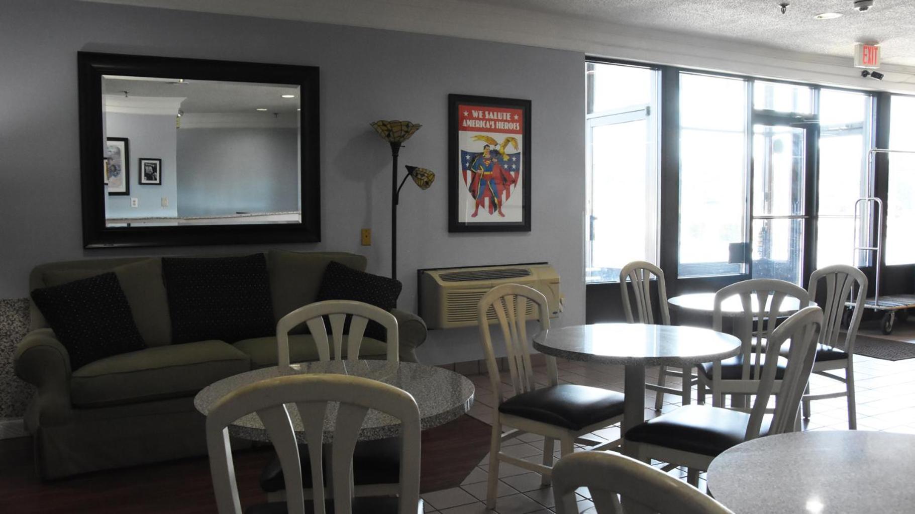 Super 8 by Wyndham Metropolis photo 45