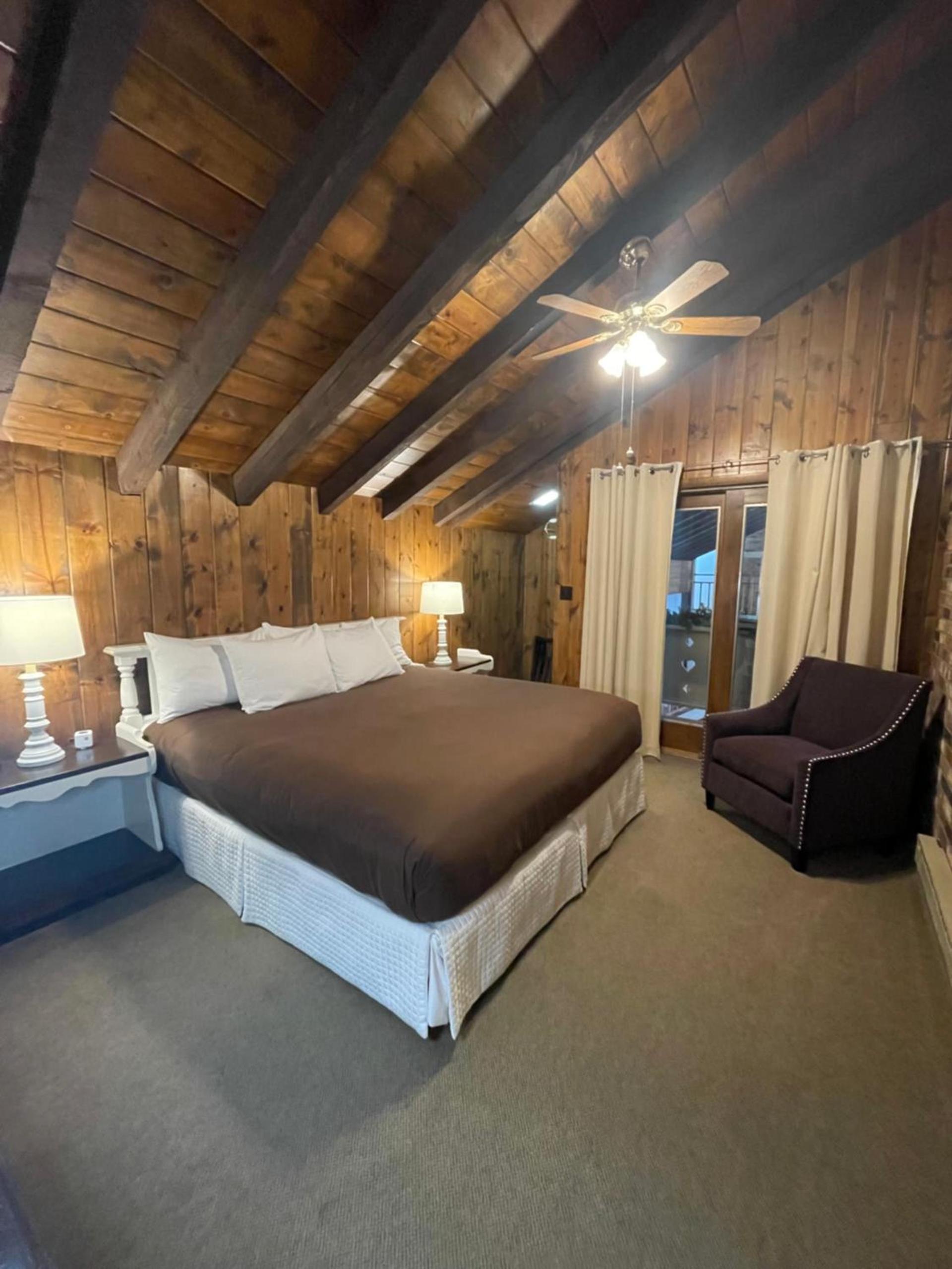 Hideaway Mountain Lodge photo 69