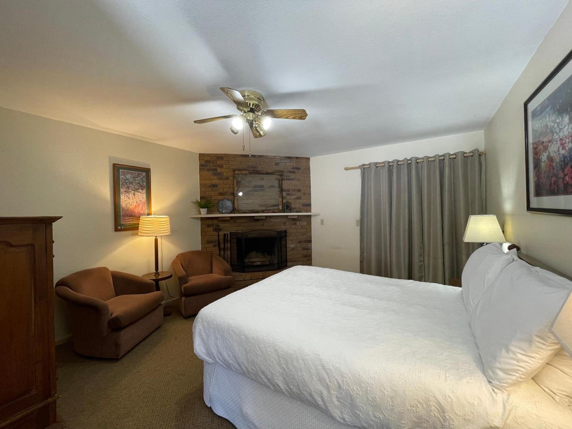 Hideaway Mountain Lodge photo 63