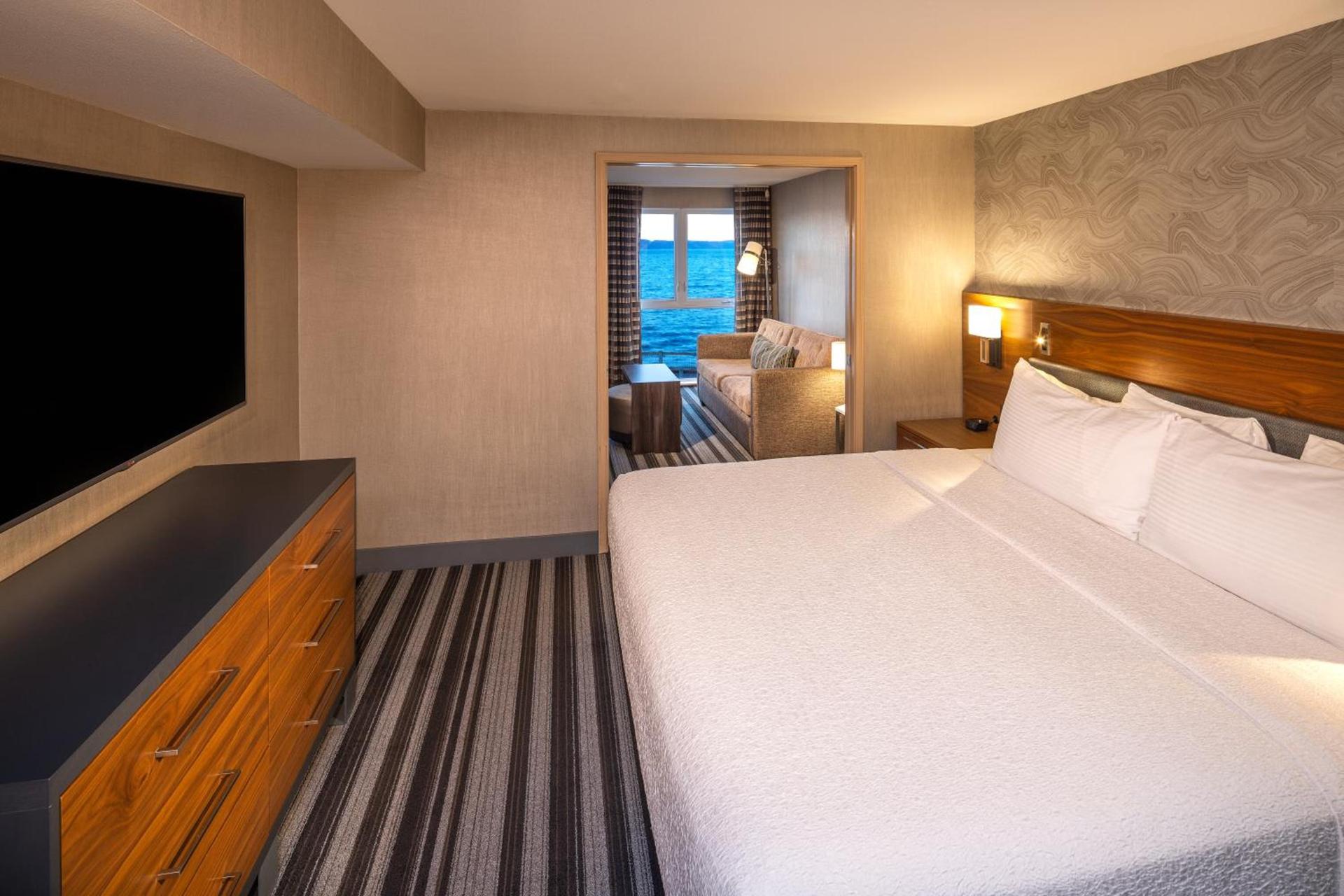 Silver Cloud Hotel Tacoma Waterfront photo 8