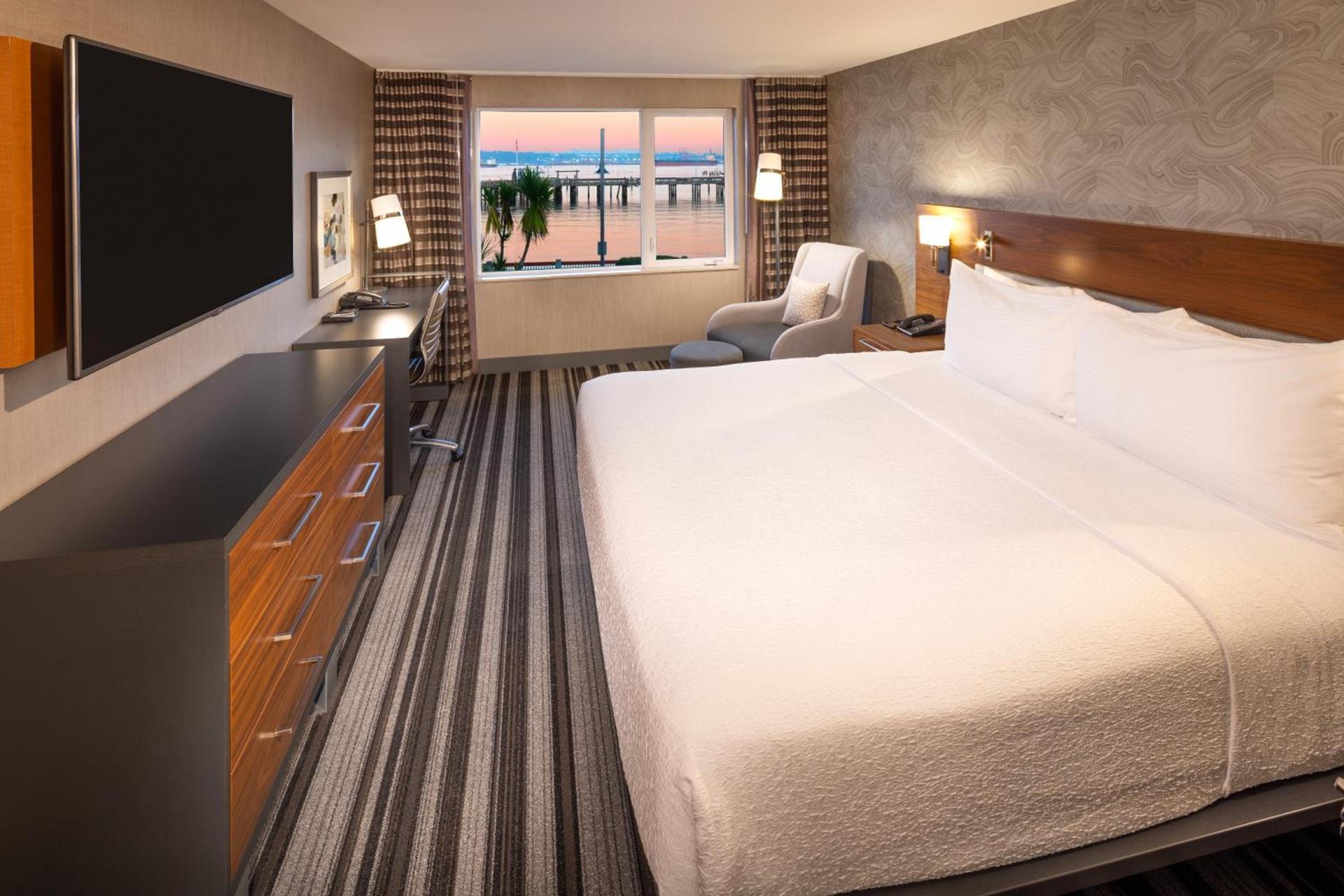 Silver Cloud Hotel Tacoma Waterfront photo 7