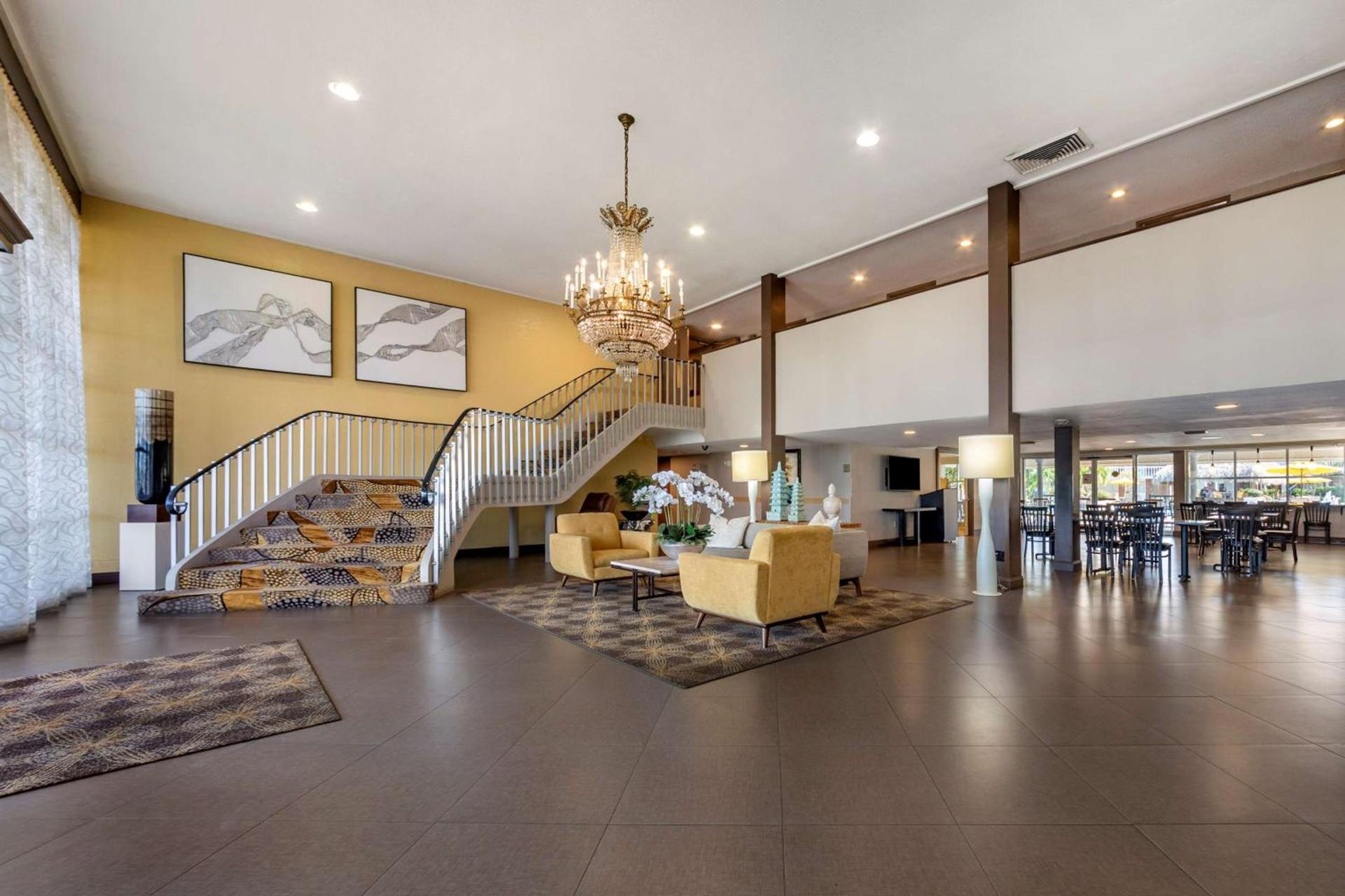 Best Western Palm Beach Lakes photo 4
