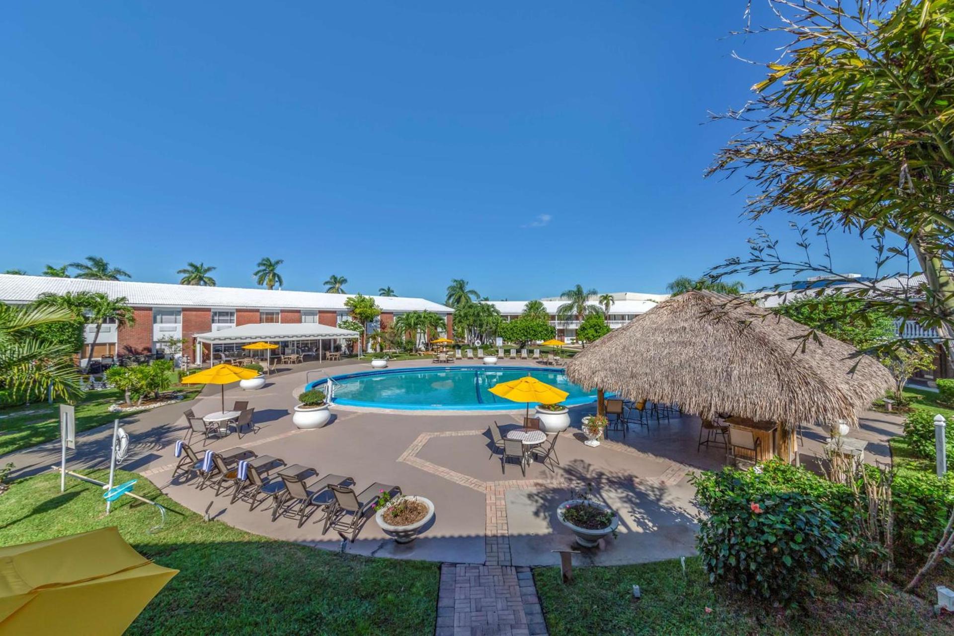 Best Western Palm Beach Lakes photo 38