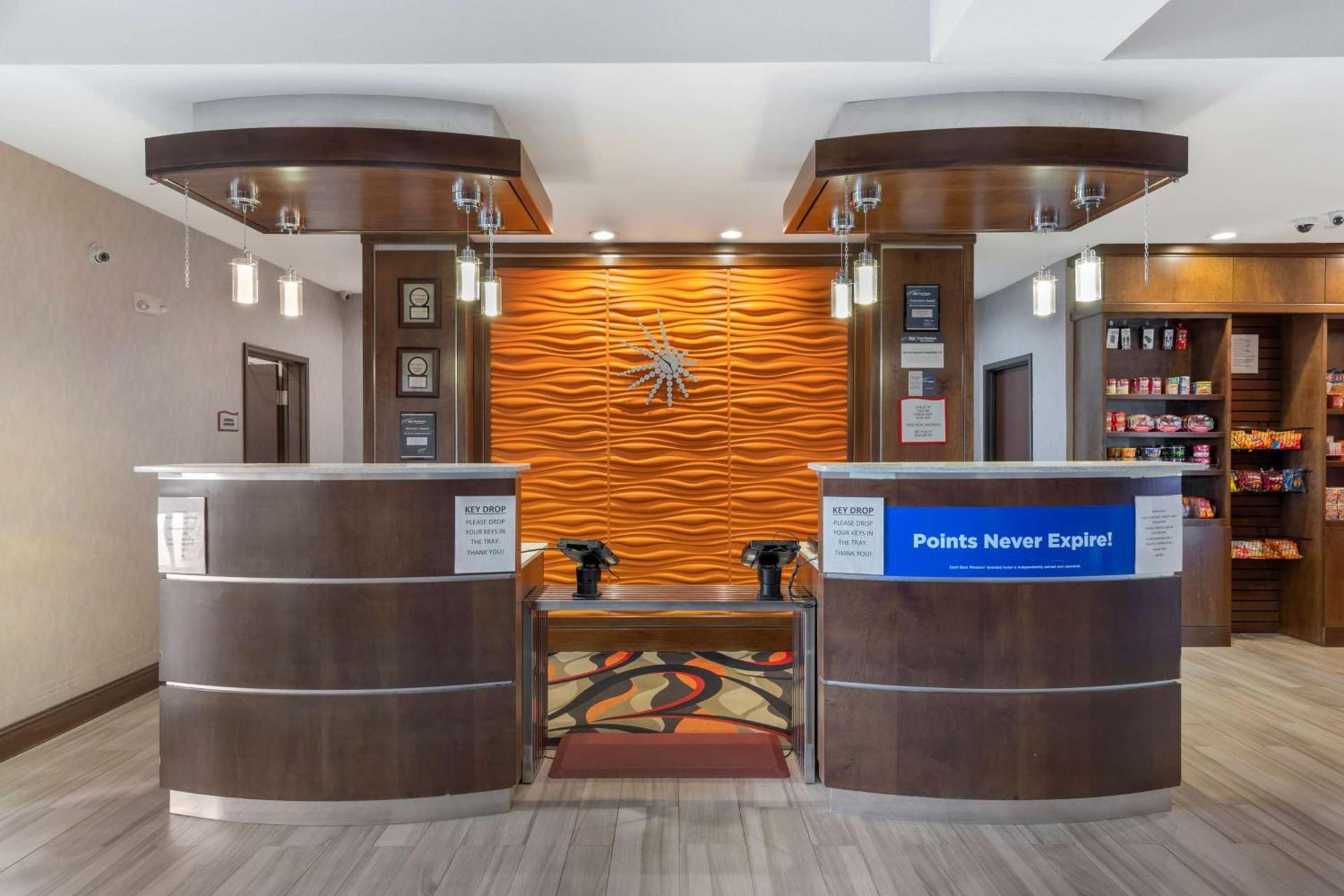 Best Western Plus Fort Stockton Hotel photo 7