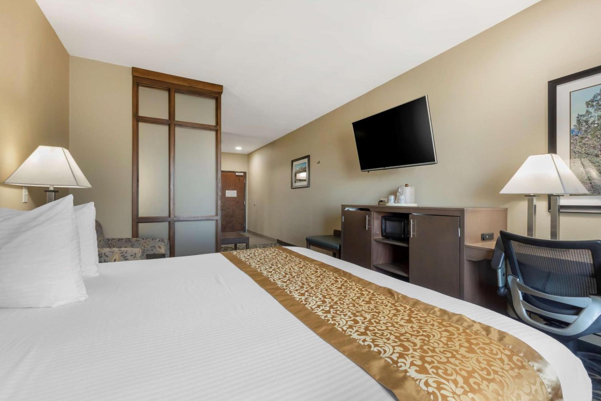 Best Western Plus Fort Stockton Hotel photo 17