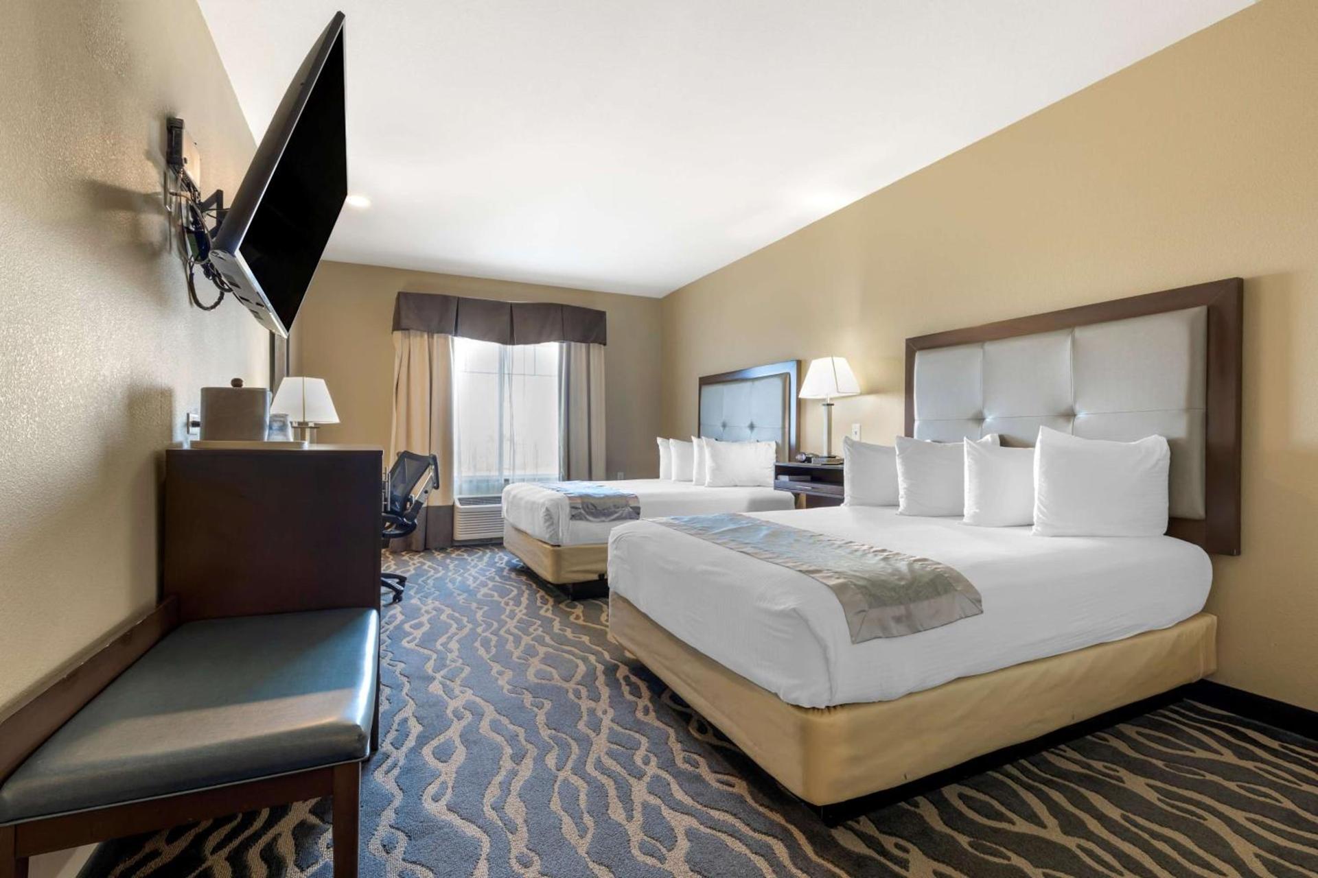 Best Western Plus Fort Stockton Hotel photo 11