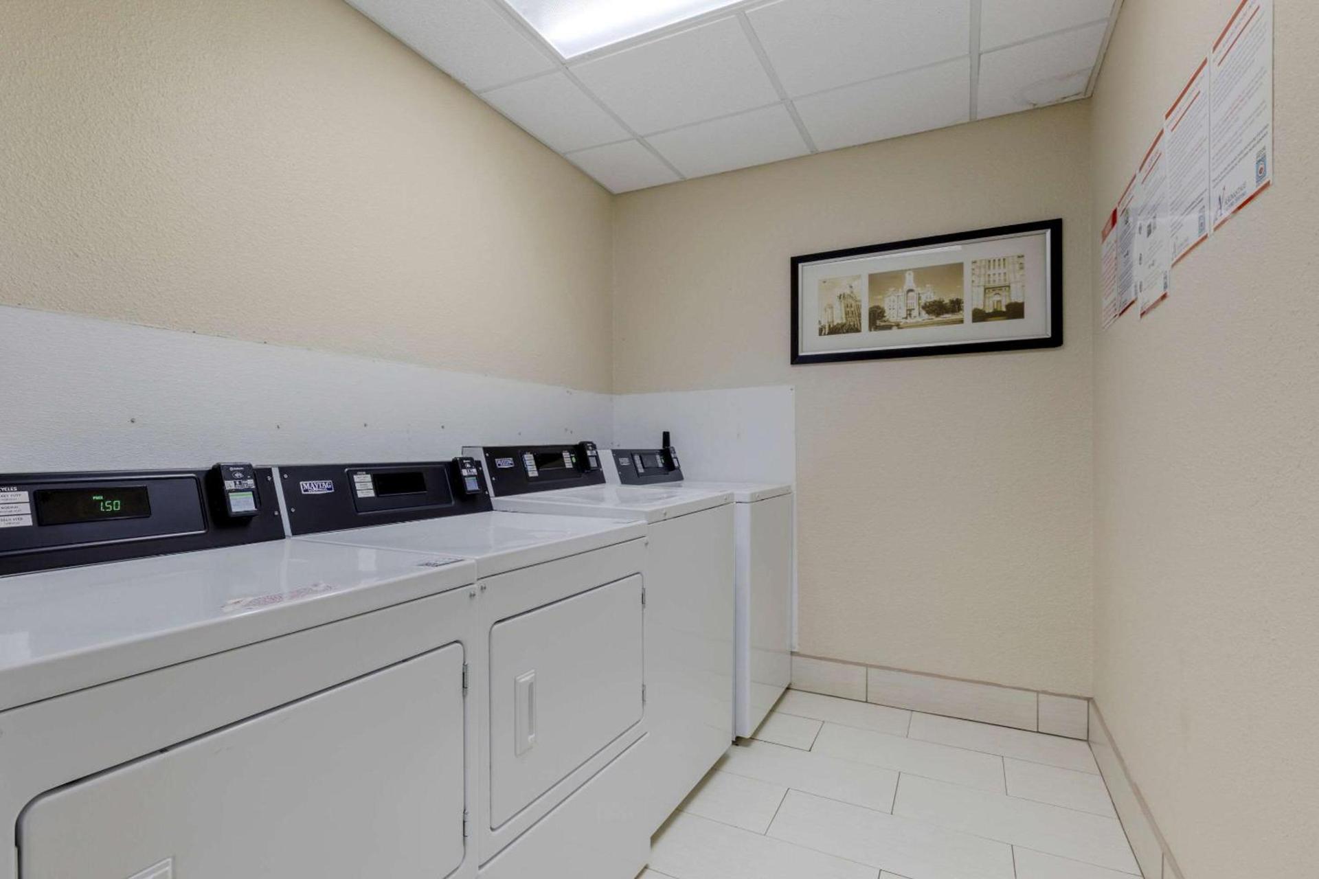 Comfort Suites Waco North - Near University Area photo 10