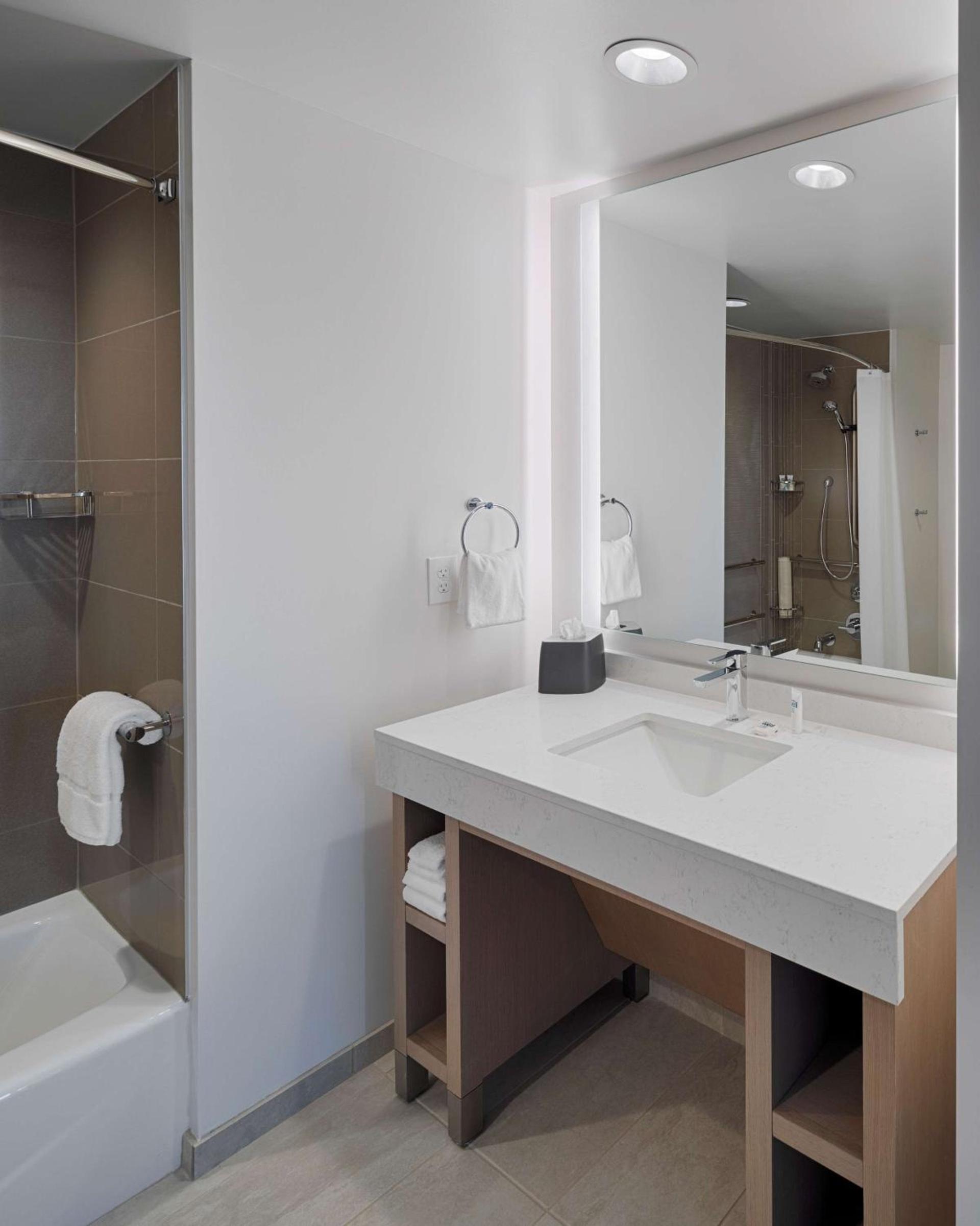Hyatt House Columbus OSU Short North photo 29