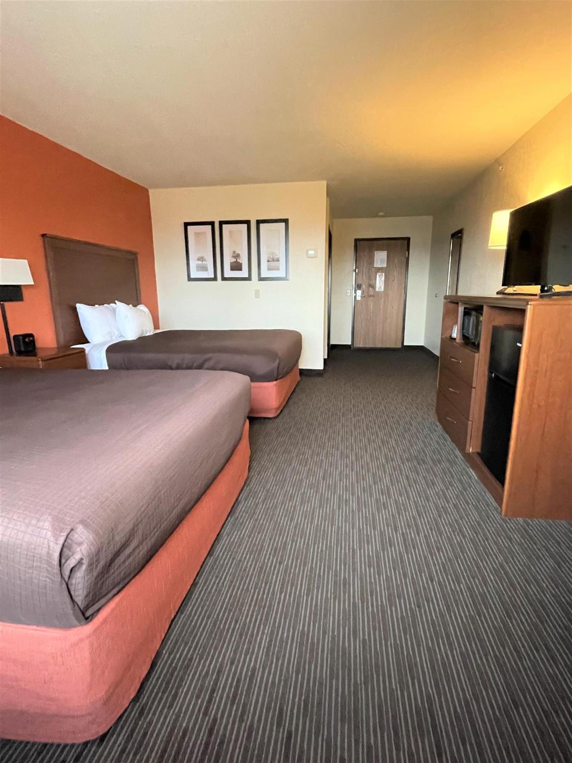 Quality Inn Petoskey photo 22