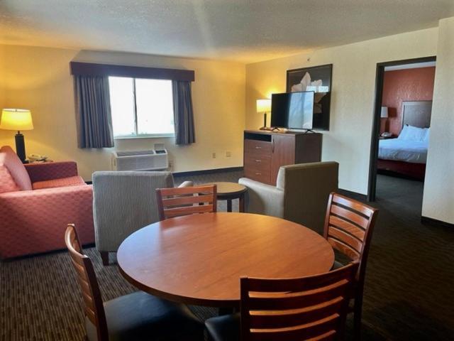 Quality Inn Petoskey photo 31