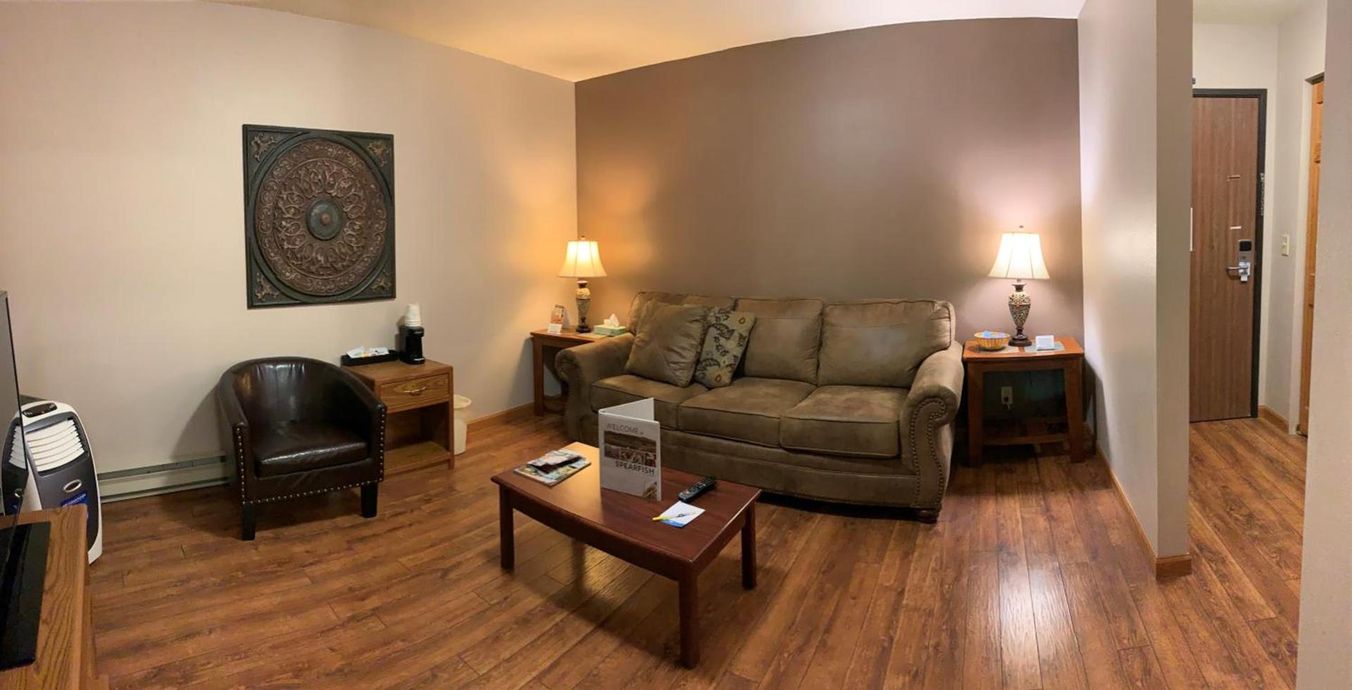 Days Inn by Wyndham Spearfish photo 29