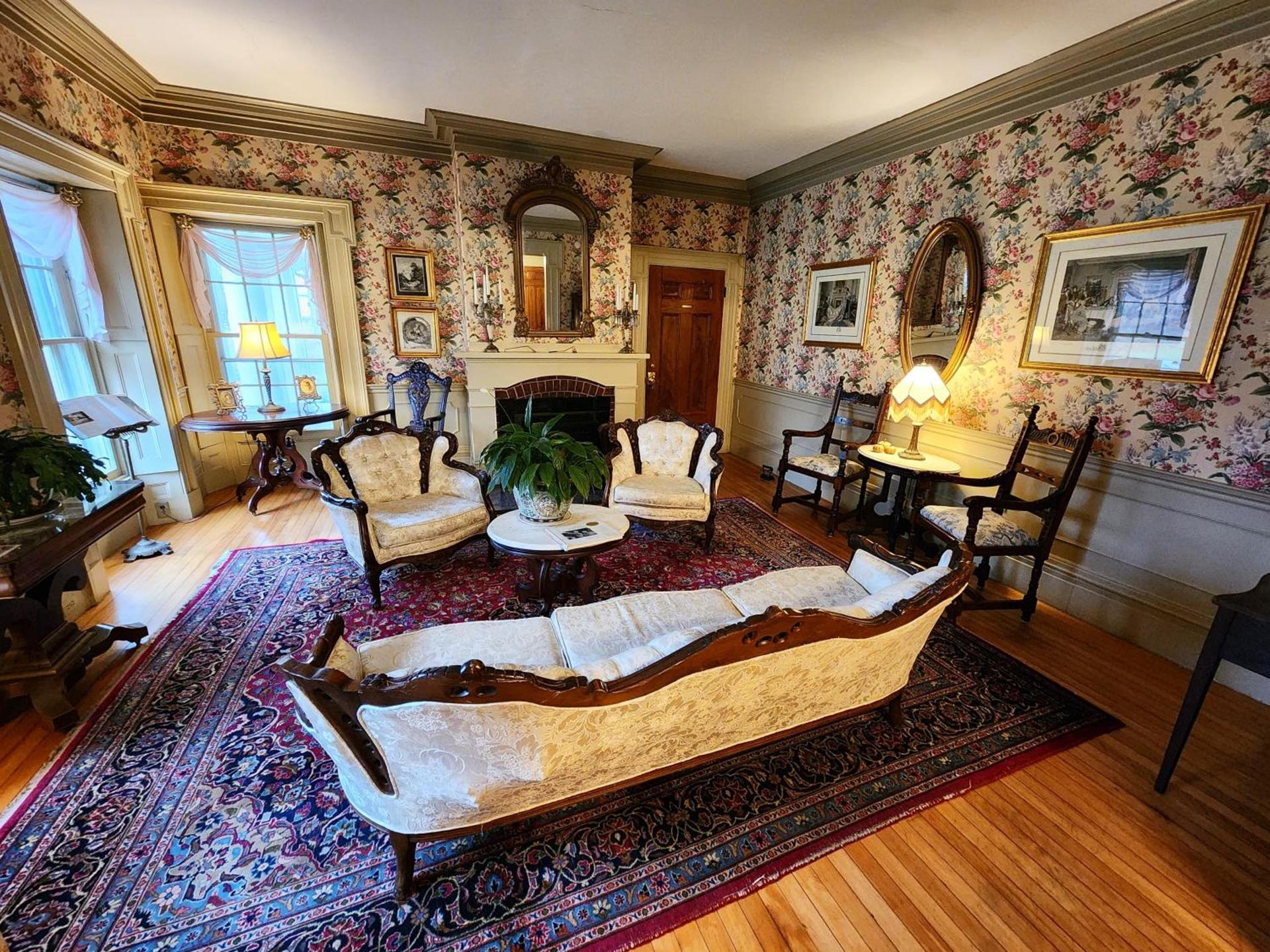 Arlington Inn & Spa photo 36