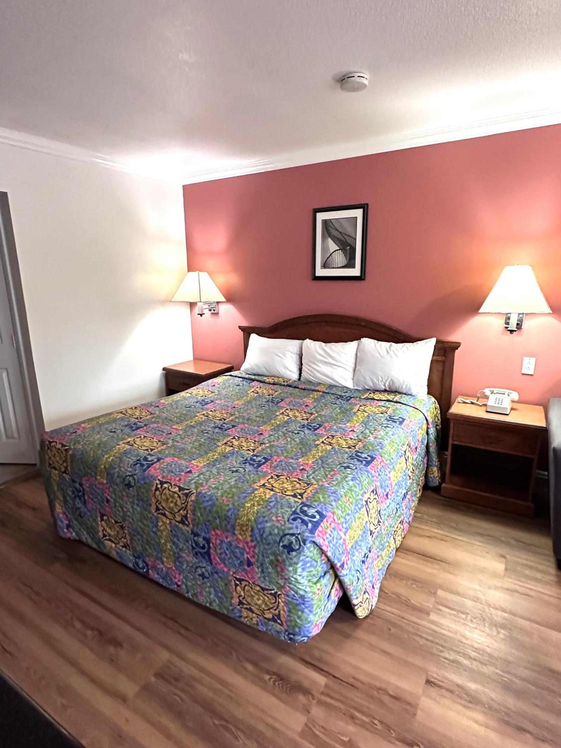 Willow Tree Lodge photo 18