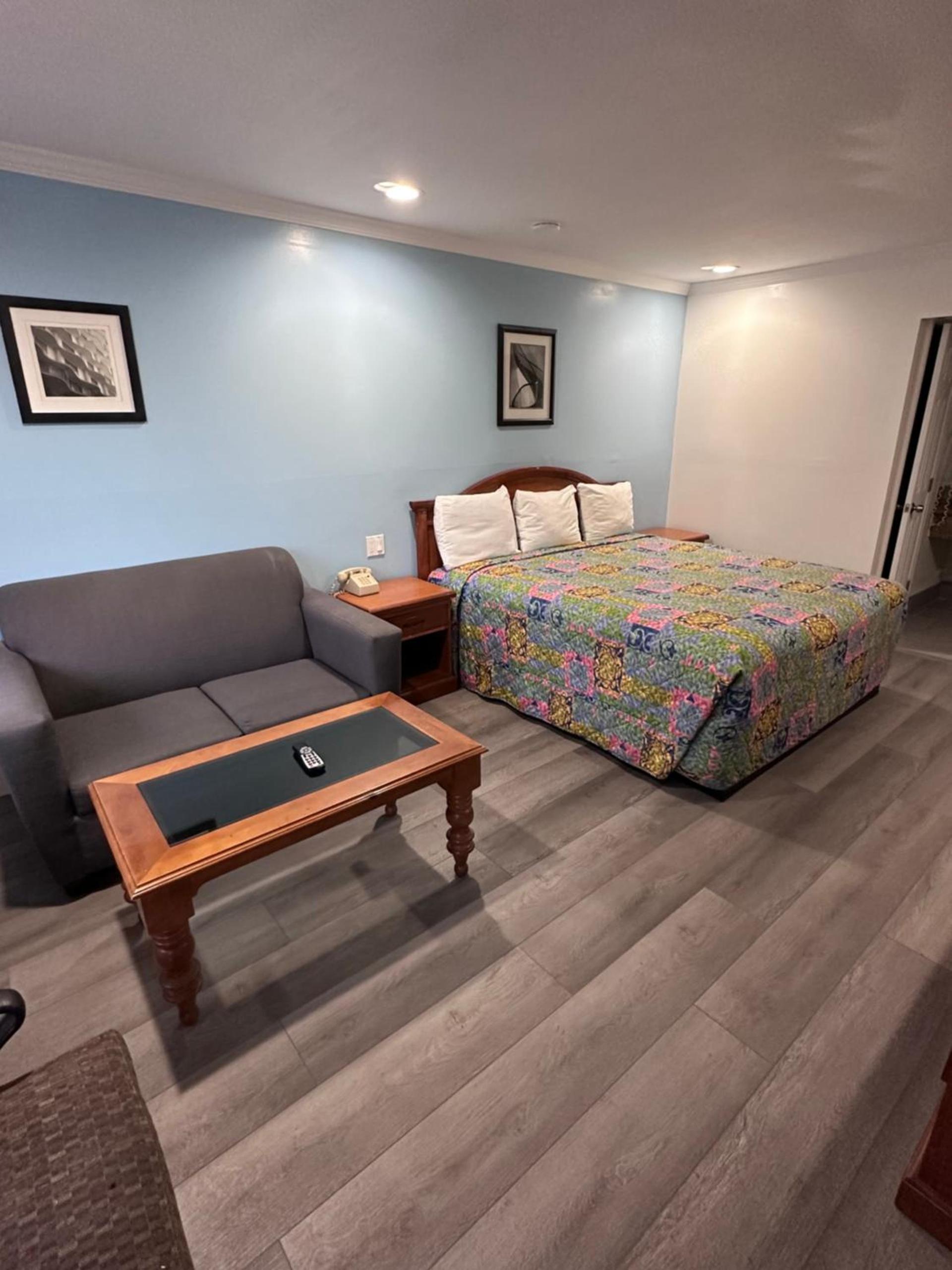 Willow Tree Lodge photo 20