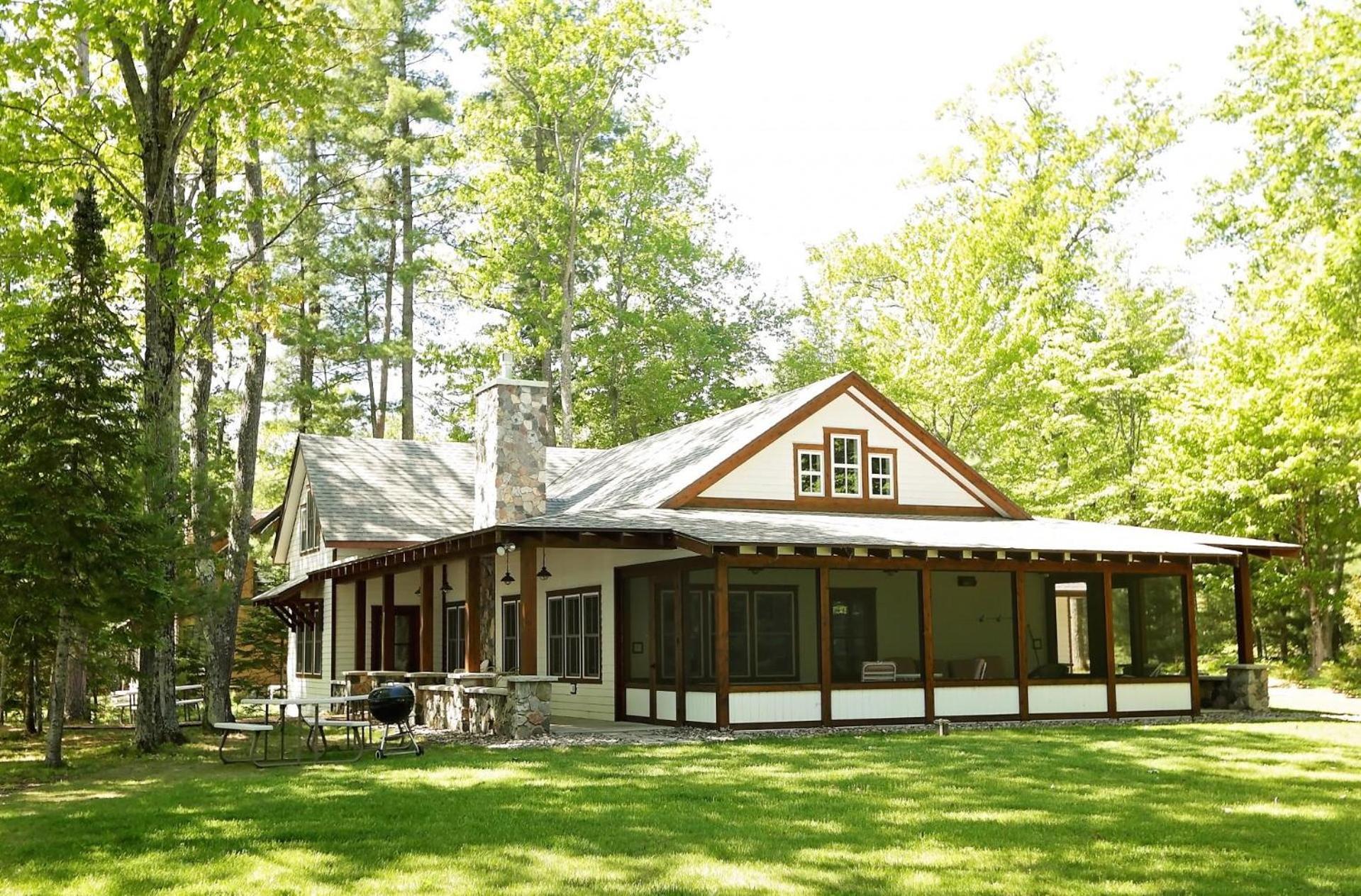 LilyPad Lodge photo 1