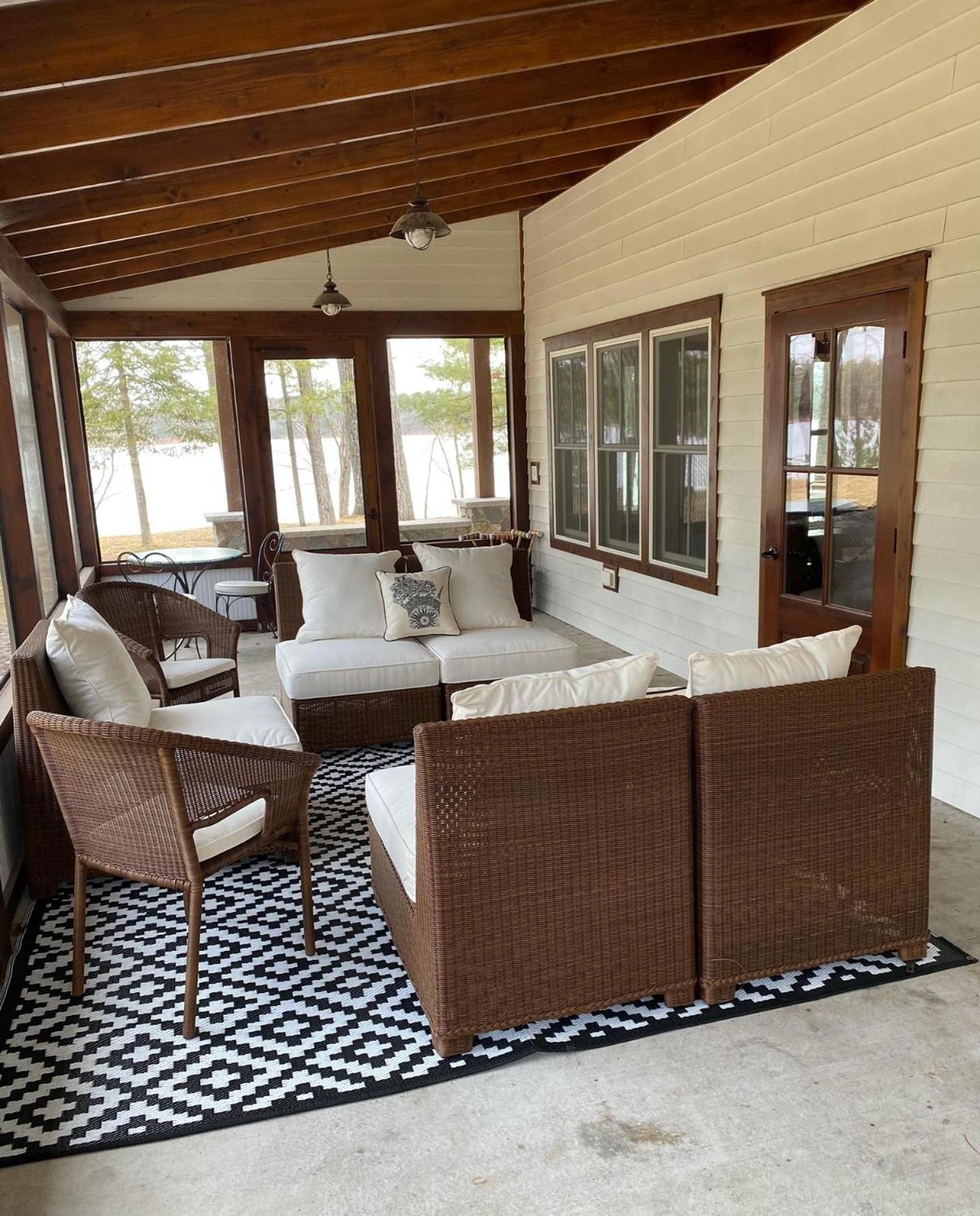 LilyPad Lodge photo 17