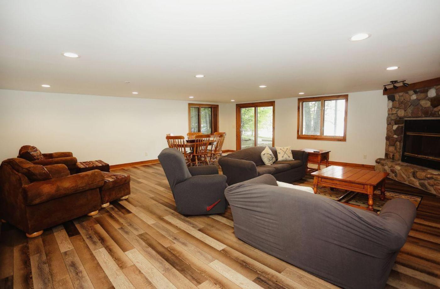 Eagle Bay photo 24