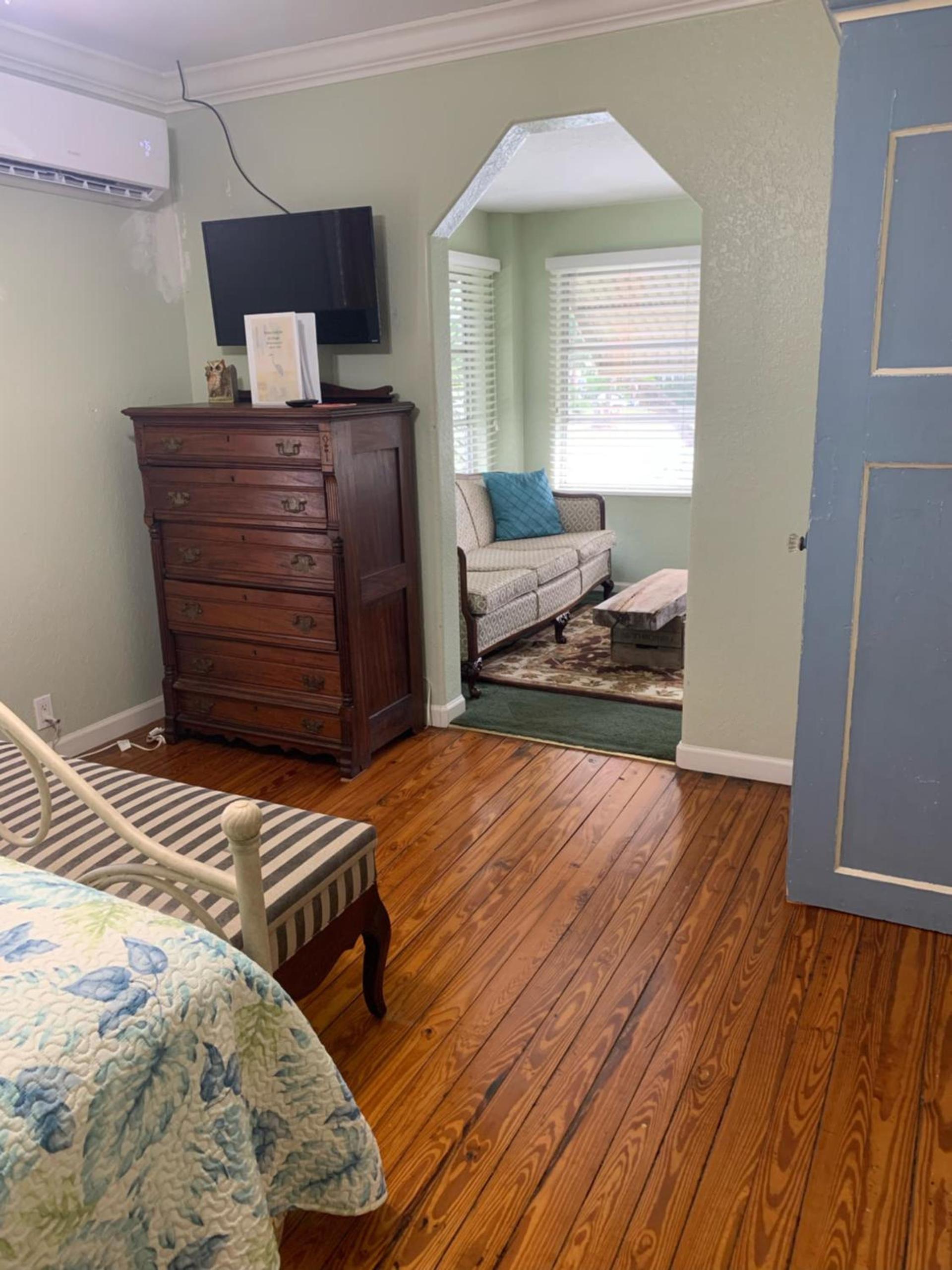 Nature Coast Inn & Cottages photo 86