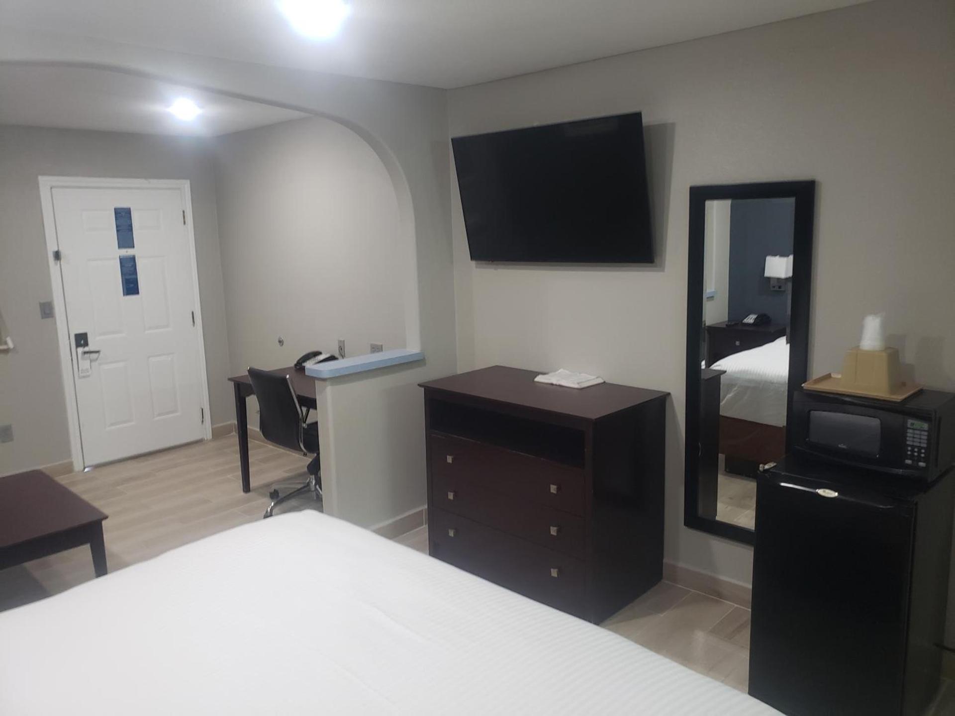Cotulla Executive Inn photo 23