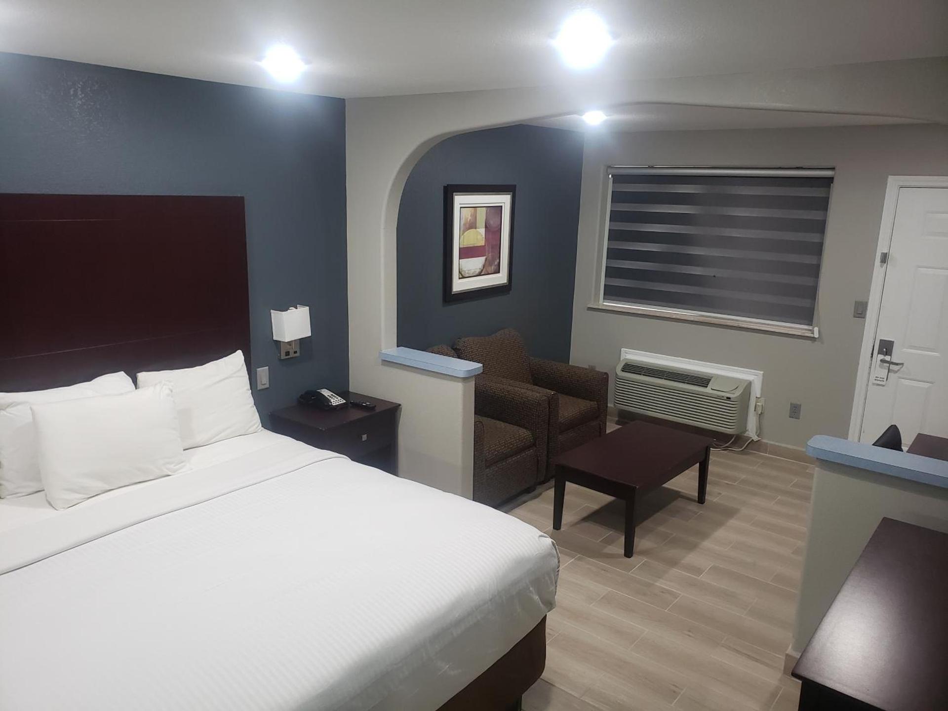 Cotulla Executive Inn photo 27