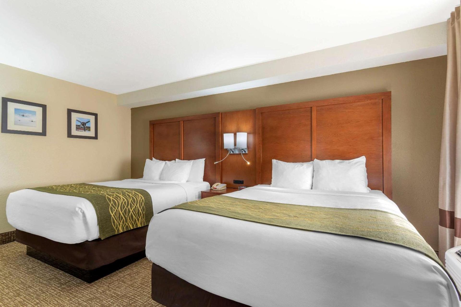 Comfort Inn & Suites - near Robins Air Force Base Main Gate photo 13