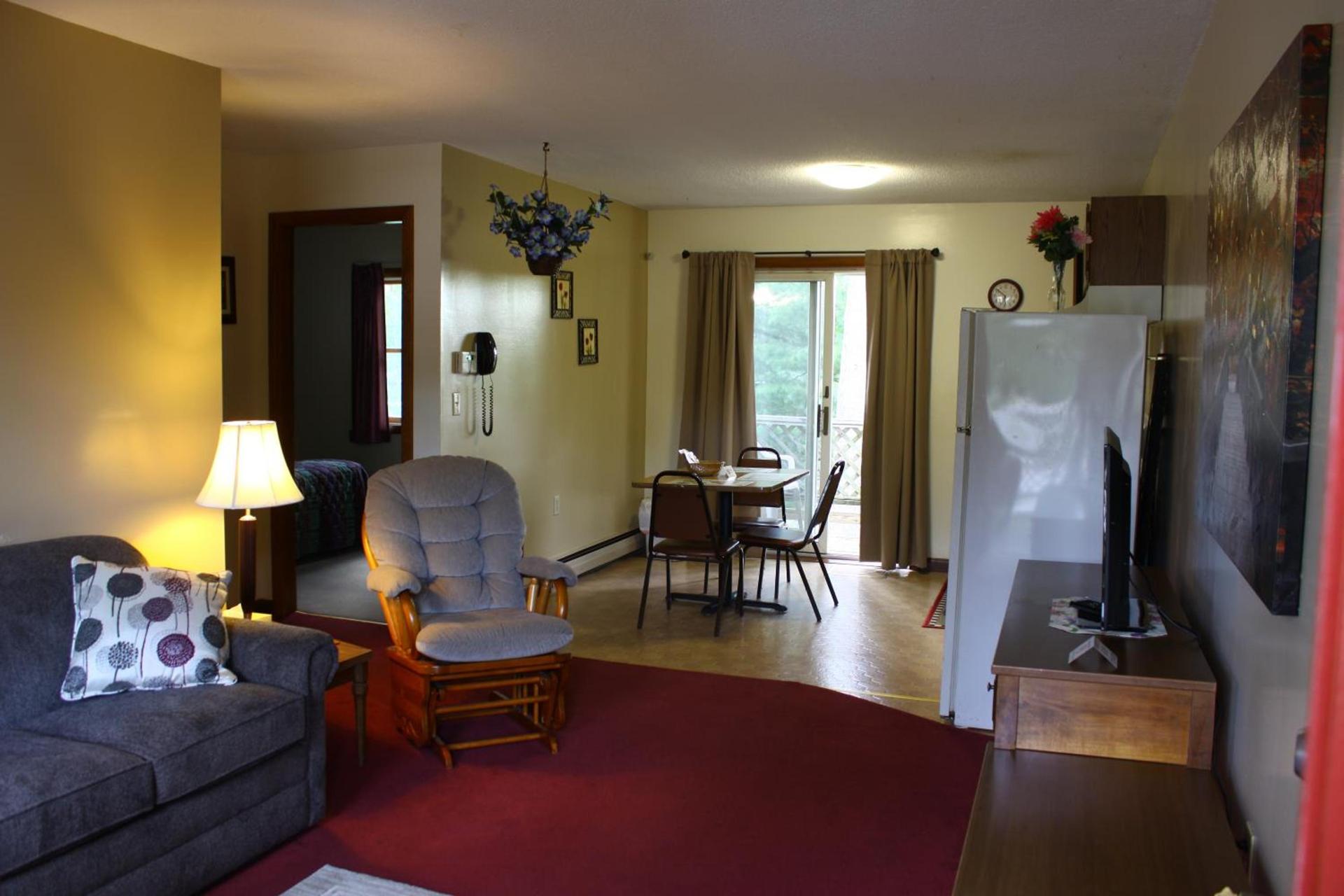 Milford Motel On the River photo 12