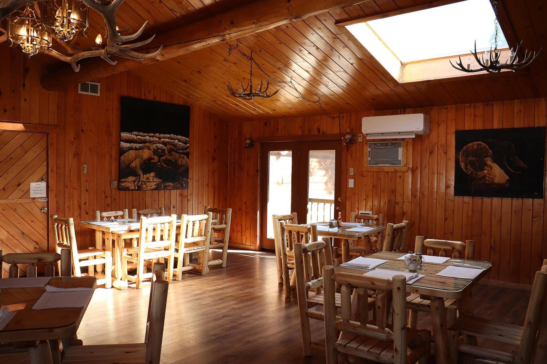 Yellowstone Valley Inn photo 71