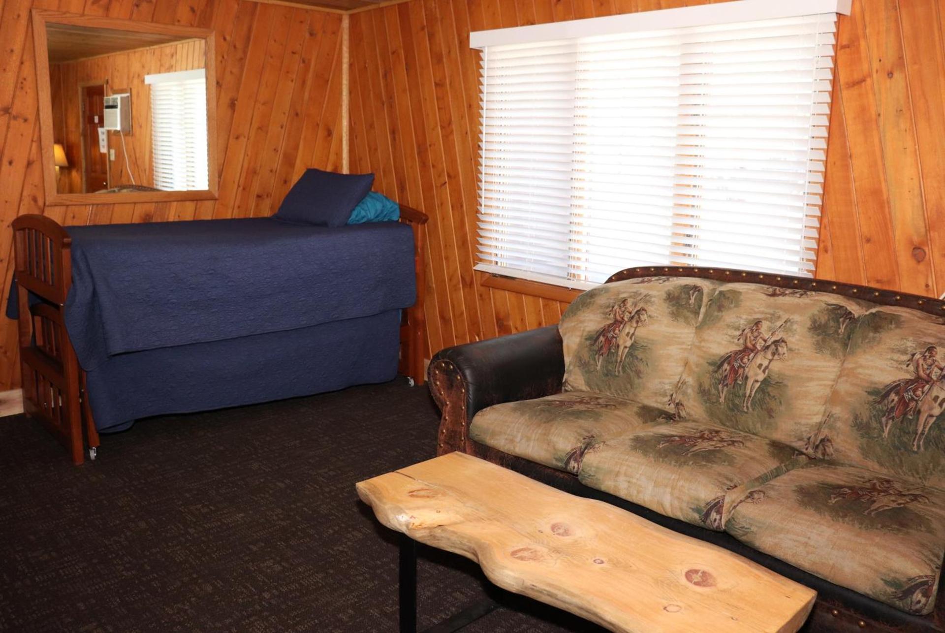 Yellowstone Valley Inn photo 35