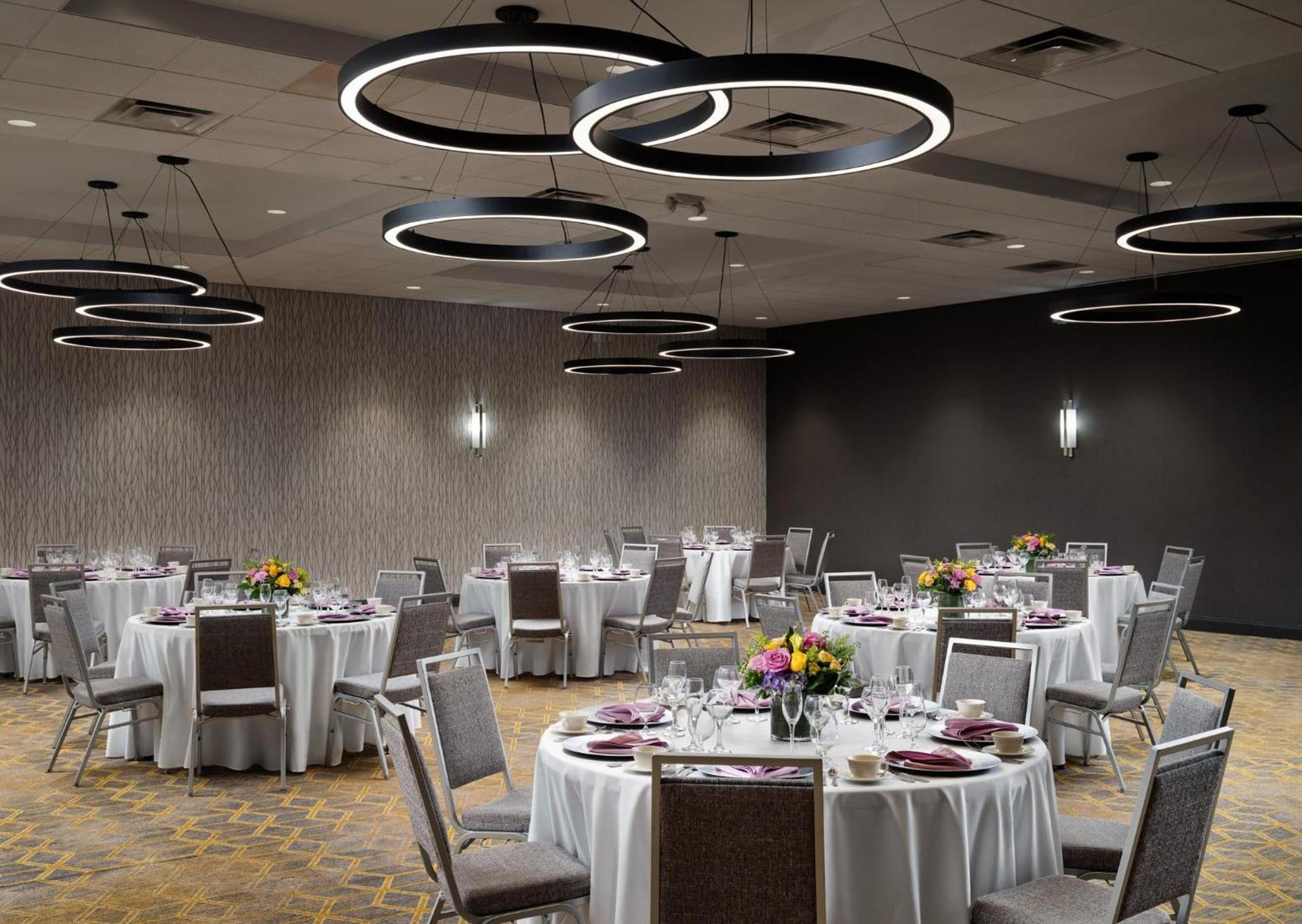 Holiday Inn Boston - Dedham Hotel & Conference Center by IHG photo 24