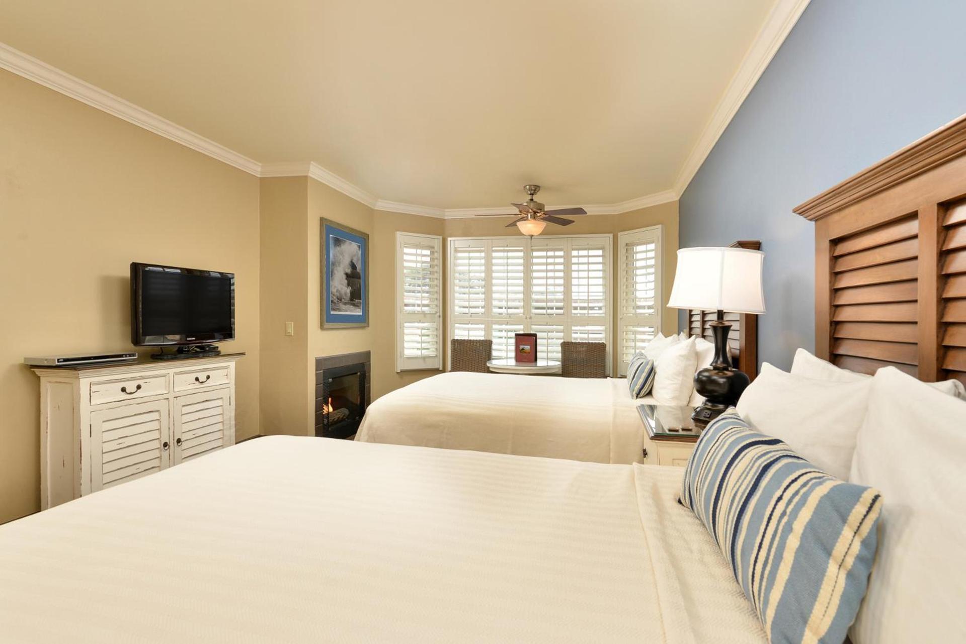 Sand Pebbles Inn photo 39